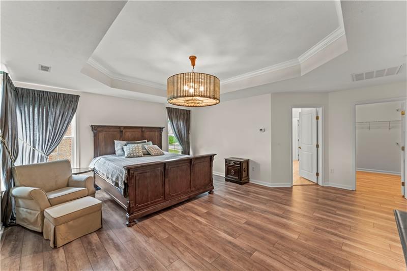 Canonsburg, Pennsylvania, 15317, United States, 5 Bedrooms Bedrooms, ,4 BathroomsBathrooms,Residential,For Sale,1914664