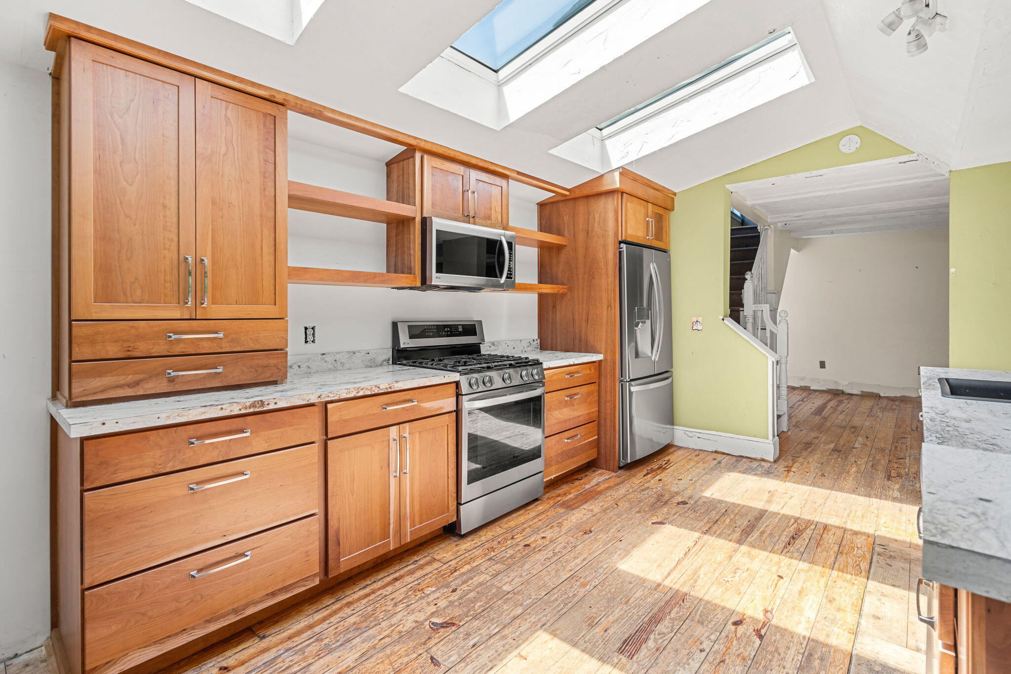 Biddeford, Maine, 04005, United States, ,4 BathroomsBathrooms,Residential,For Sale,1882407