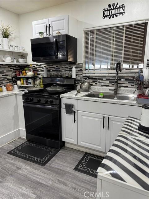 Los Angeles, California, 90044, United States, 3 Bedrooms Bedrooms, ,1 BathroomBathrooms,Residential,For Sale,2001205