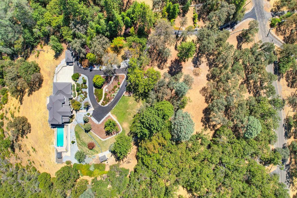 Placerville, California, 95667, United States, 4 Bedrooms Bedrooms, ,5 BathroomsBathrooms,Residential,For Sale,1982324