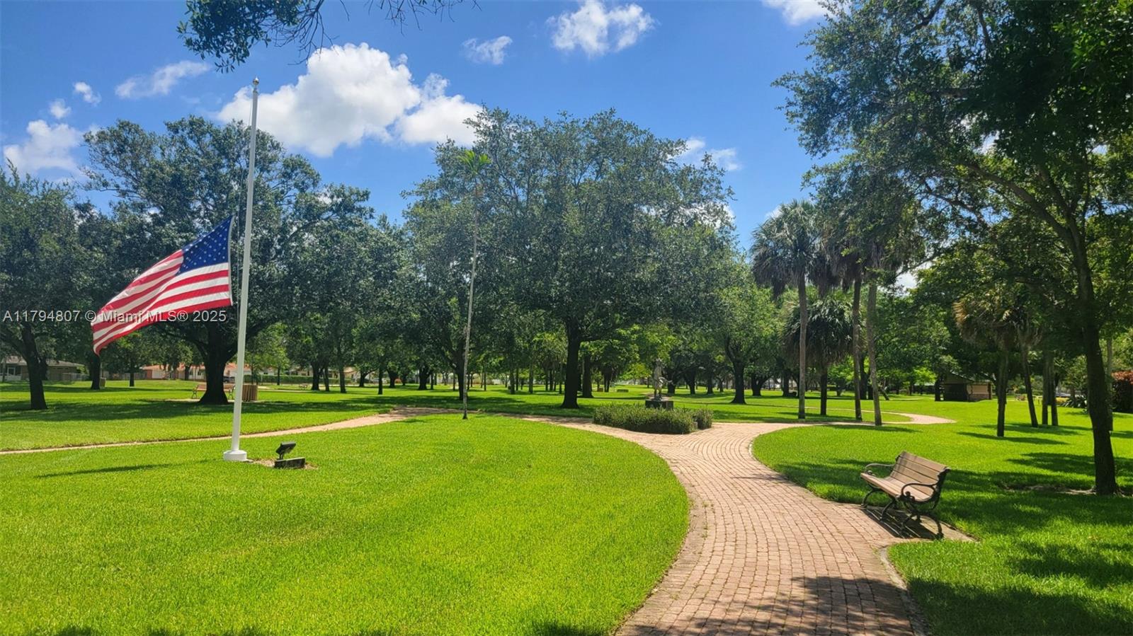 Plantation, Florida, 33324, United States, 3 Bedrooms Bedrooms, ,2 BathroomsBathrooms,Residential,For Sale,1792885