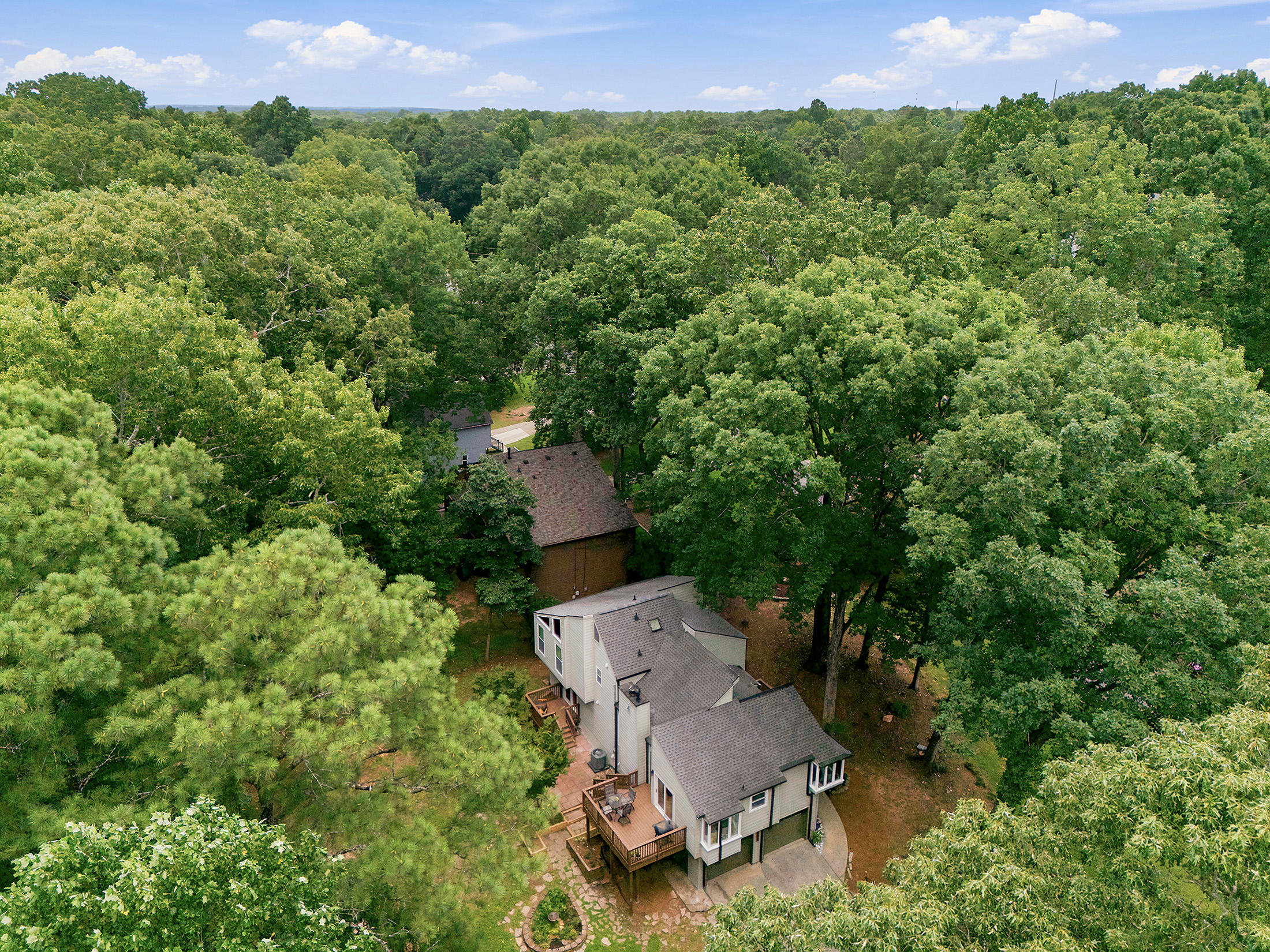  Lassiter HS Contemporary – Architectural Character Meets Thoughtful Renovation - 物件實景