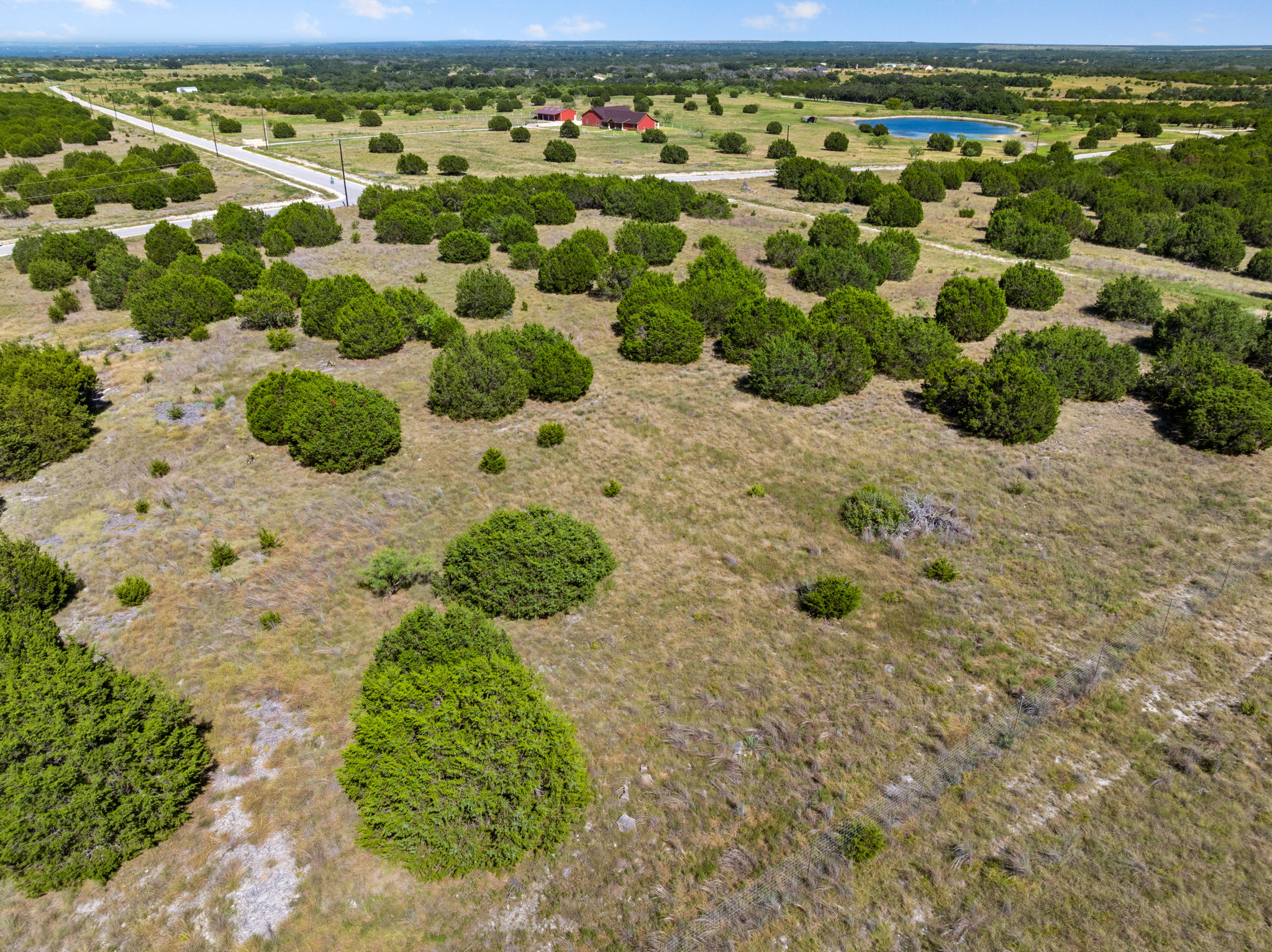  5 Acres  Gated Community & Scenic Views - 物件實景
