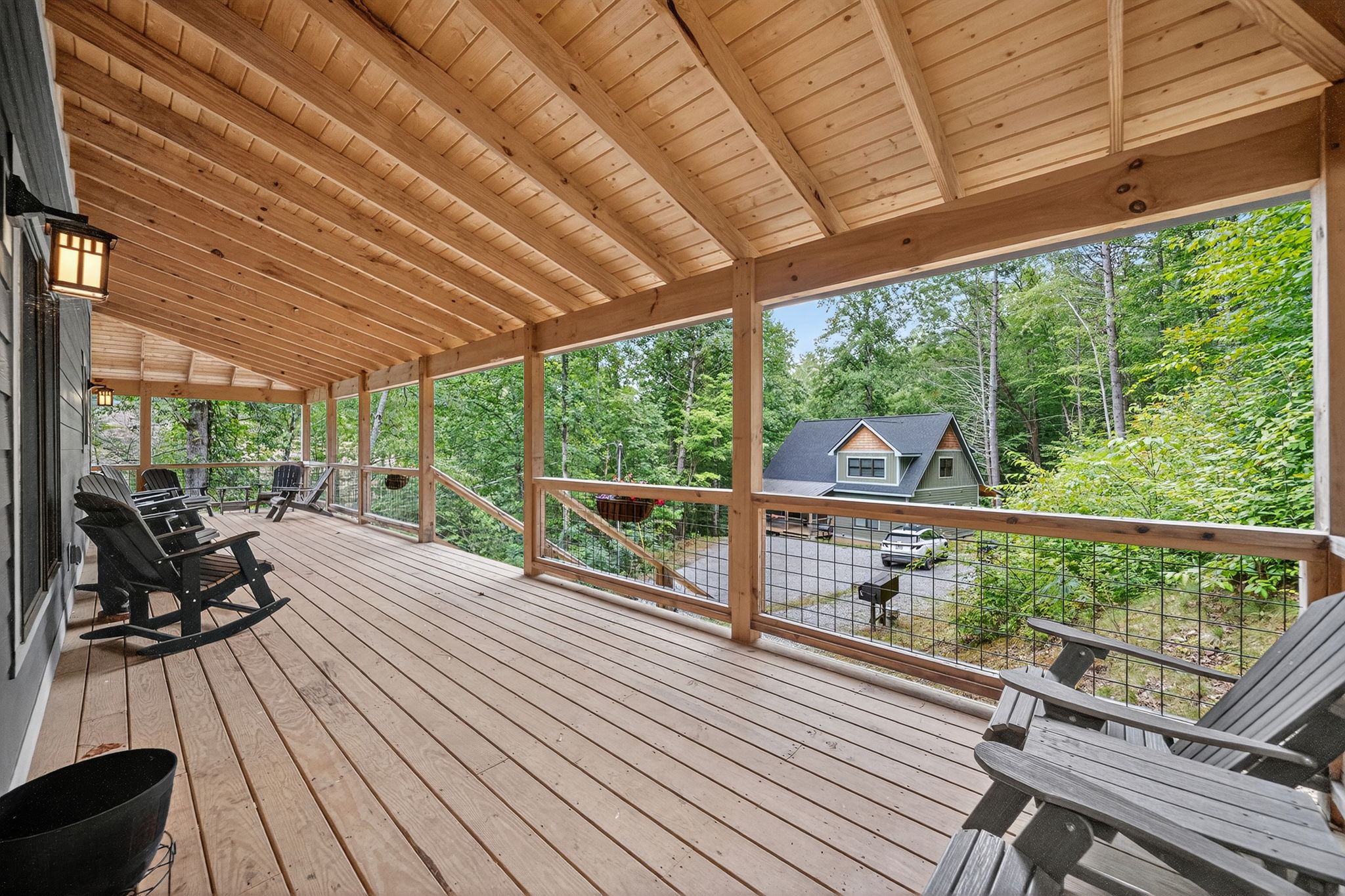 Sevierville, Tennessee, 37862, United States, 2 Bedrooms Bedrooms, ,3 BathroomsBathrooms,Residential,For Sale,2012512