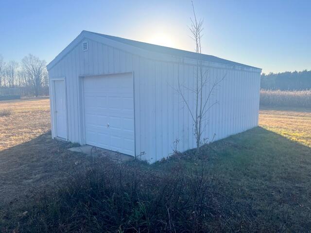 Mesick, Michigan, 49668, United States, 3 Bedrooms Bedrooms, ,2 BathroomsBathrooms,Residential,For Sale,1992996