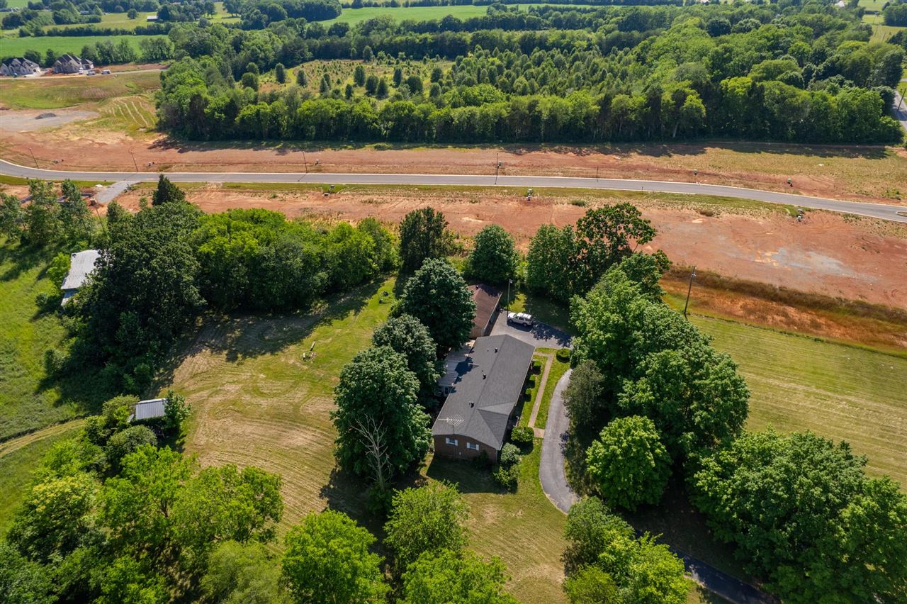 Bowling Green, Kentucky, 42101, United States, 4 Bedrooms Bedrooms, ,3 BathroomsBathrooms,Residential,For Sale,1839985