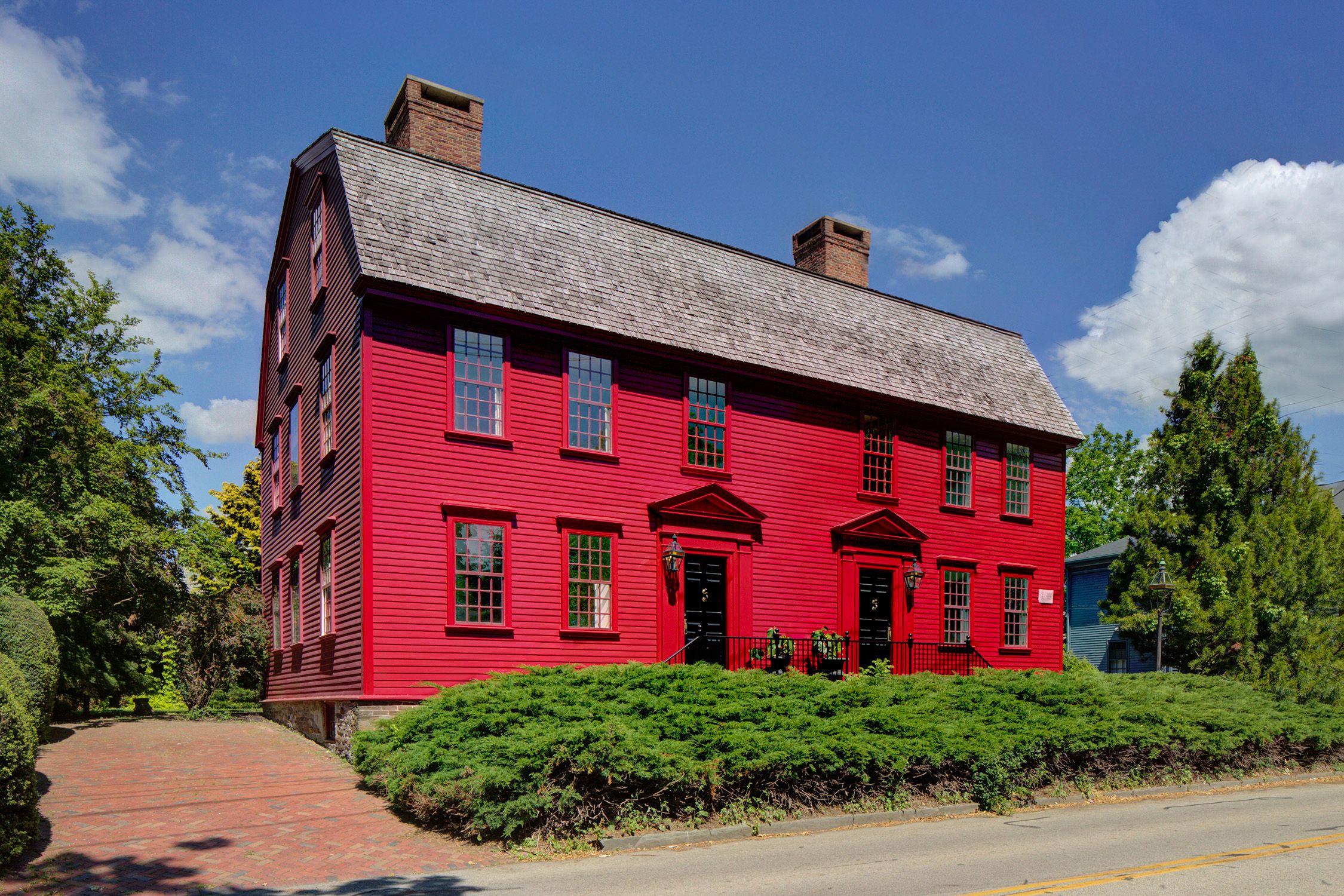  The Cozzens House - America