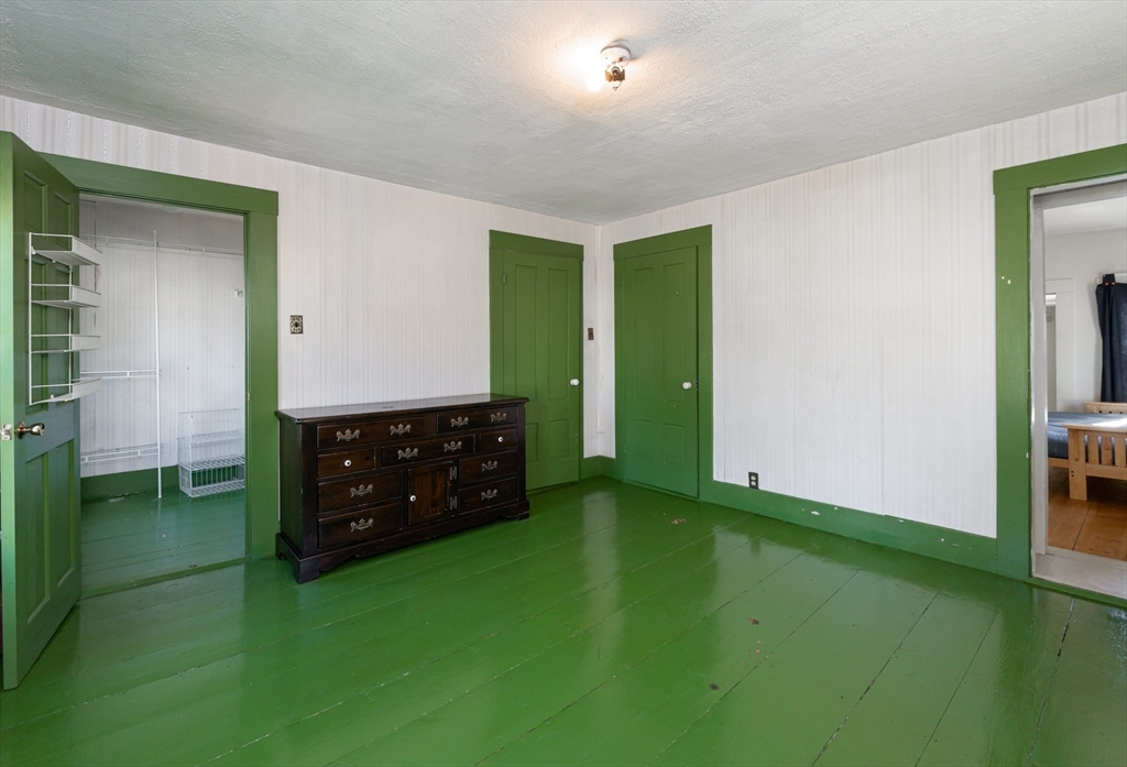 Billerica, Massachusetts, 01821, United States, 3 Bedrooms Bedrooms, ,2 BathroomsBathrooms,Residential,For Sale,1991745