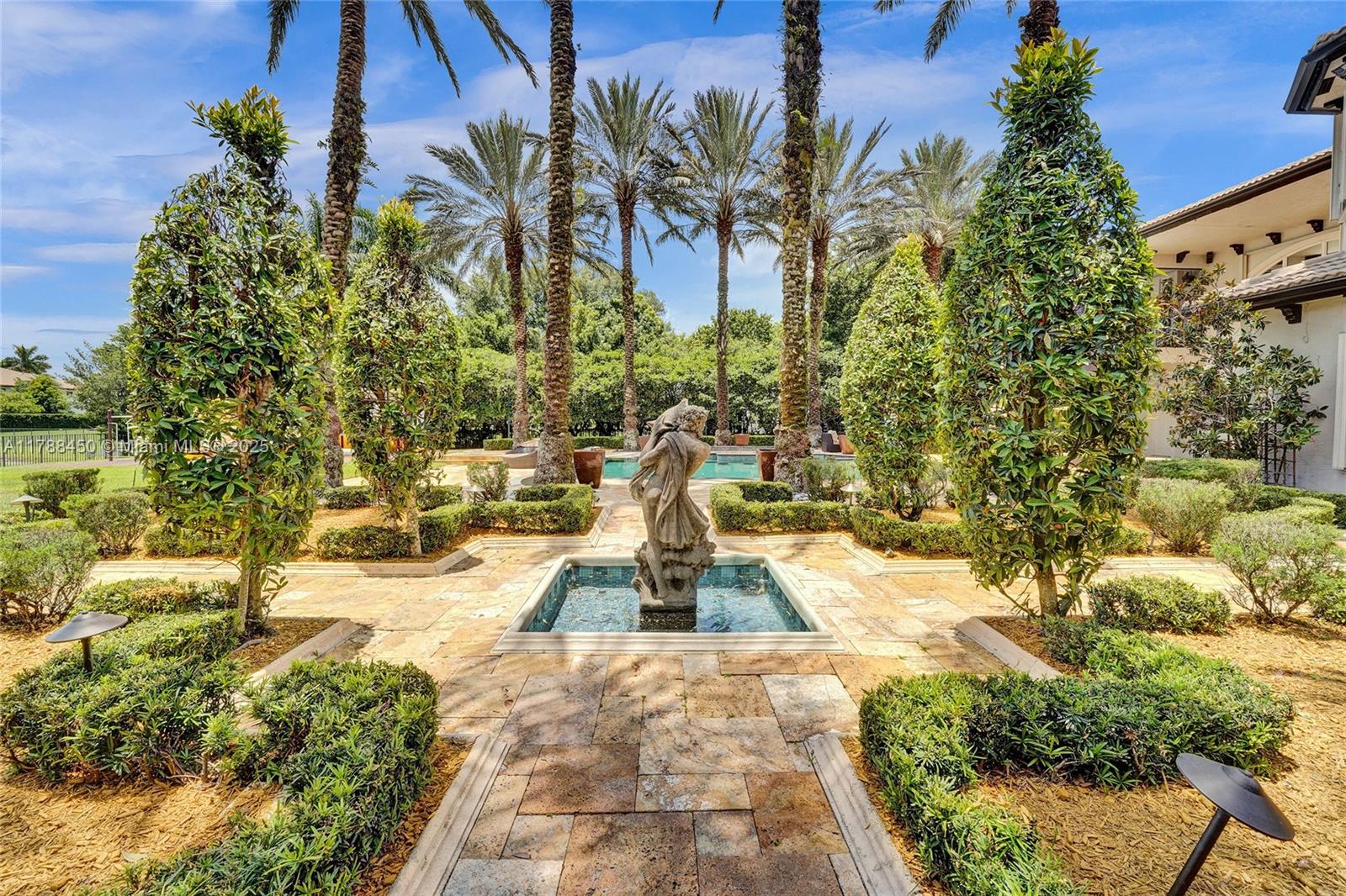 Davie, Florida, 33330, United States, 6 Bedrooms Bedrooms, ,6 BathroomsBathrooms,Residential,For Sale,1908596
