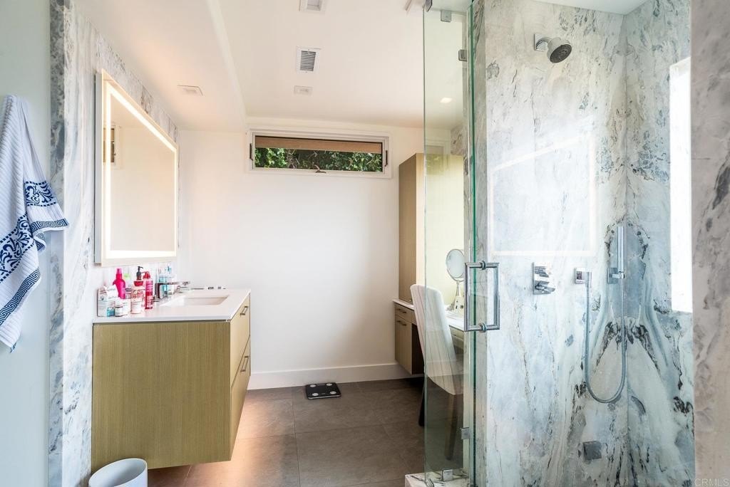 San Diego, California, 92106, United States, 4 Bedrooms Bedrooms, ,7 BathroomsBathrooms,Residential,For Sale,1988127