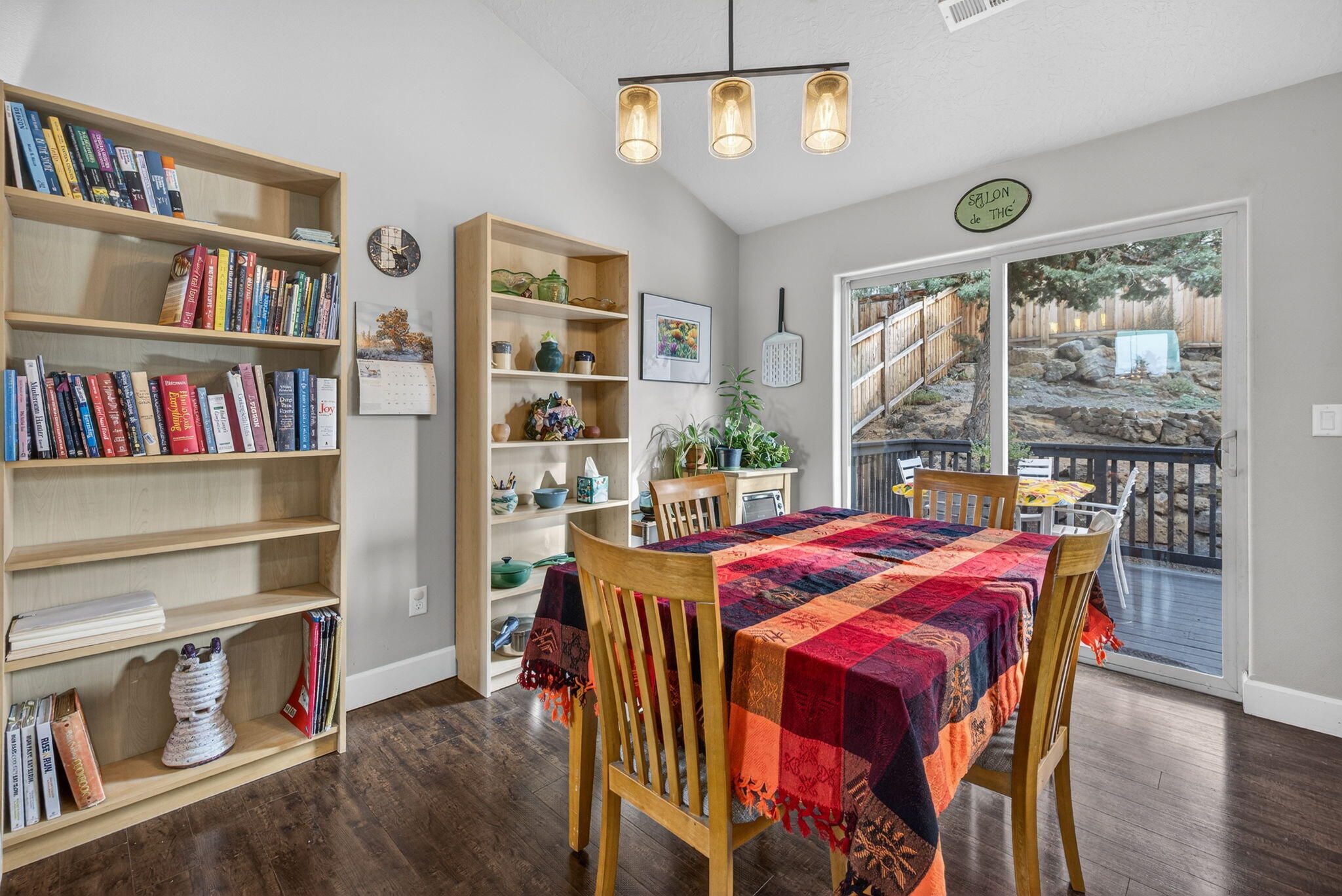 Bend, Oregon, 97701, United States, 4 Bedrooms Bedrooms, ,3 BathroomsBathrooms,Residential,For Sale,2003501