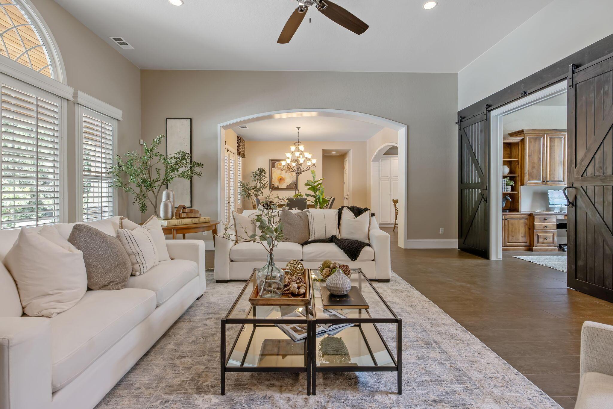 Visalia, California, 93277, United States, 3 Bedrooms Bedrooms, ,2 BathroomsBathrooms,Residential,For Sale,2048559