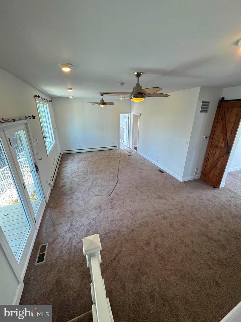 MAPLE SHADE, New Jersey, 08052, United States, 3 Bedrooms Bedrooms, ,3 BathroomsBathrooms,Residential,For Sale,1985694