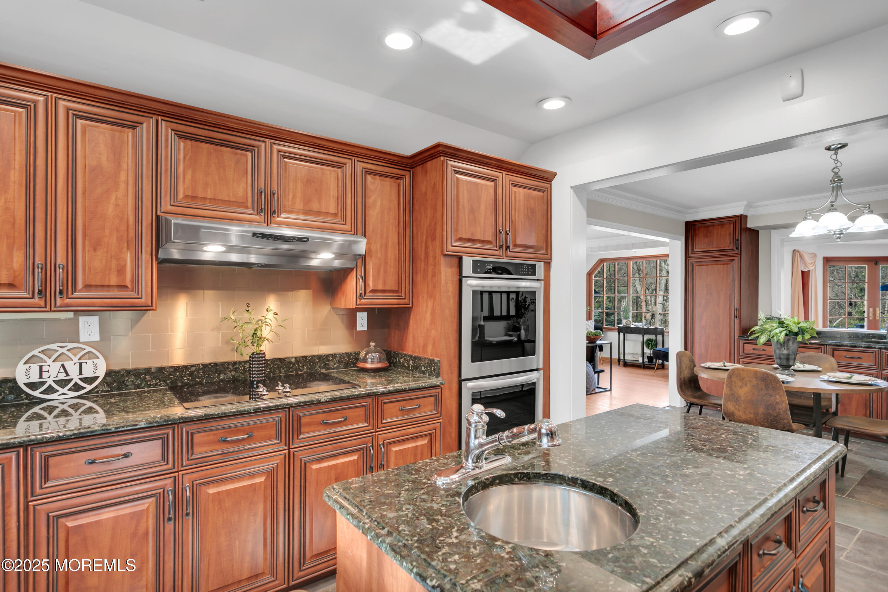 Middletown, New Jersey, 07748, United States, 5 Bedrooms Bedrooms, ,5 BathroomsBathrooms,Residential,For Sale,1904481