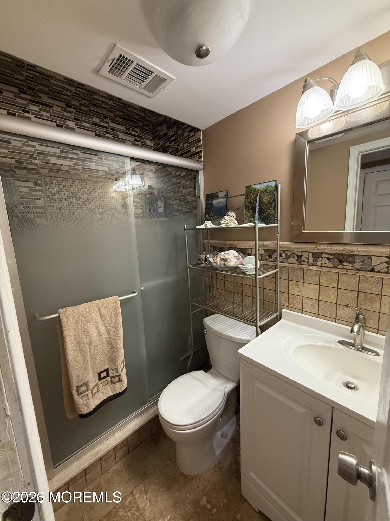 Howell, New Jersey, 07731, United States, 3 Bedrooms Bedrooms, ,2 BathroomsBathrooms,Residential,For Sale,2038401