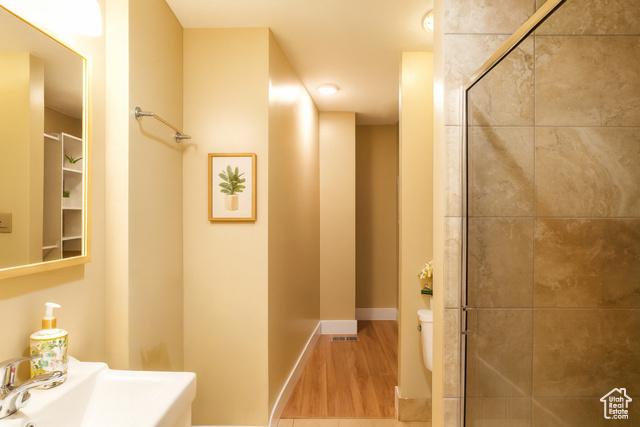 Murray, Utah, 84107, United States, 2 Bedrooms Bedrooms, ,2 BathroomsBathrooms,Residential,For Sale,1976444