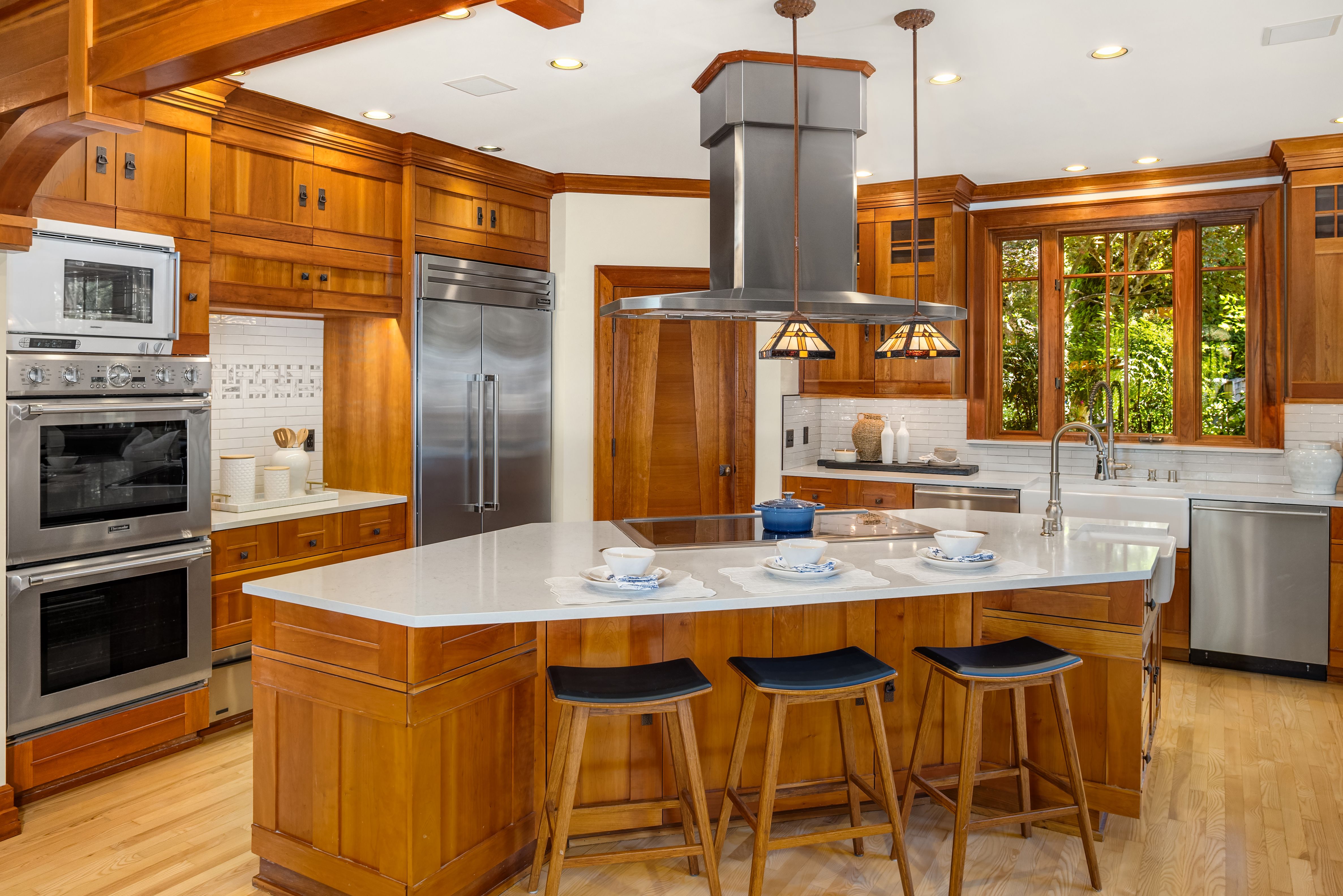  1411 8th St W, Kirkland, WA 98033 - 物件實景