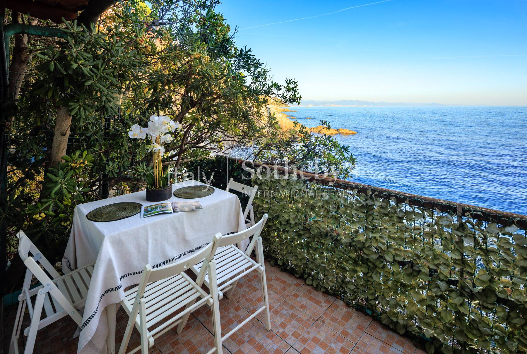  Elegant villa with private bay in Varazze - 物件實景