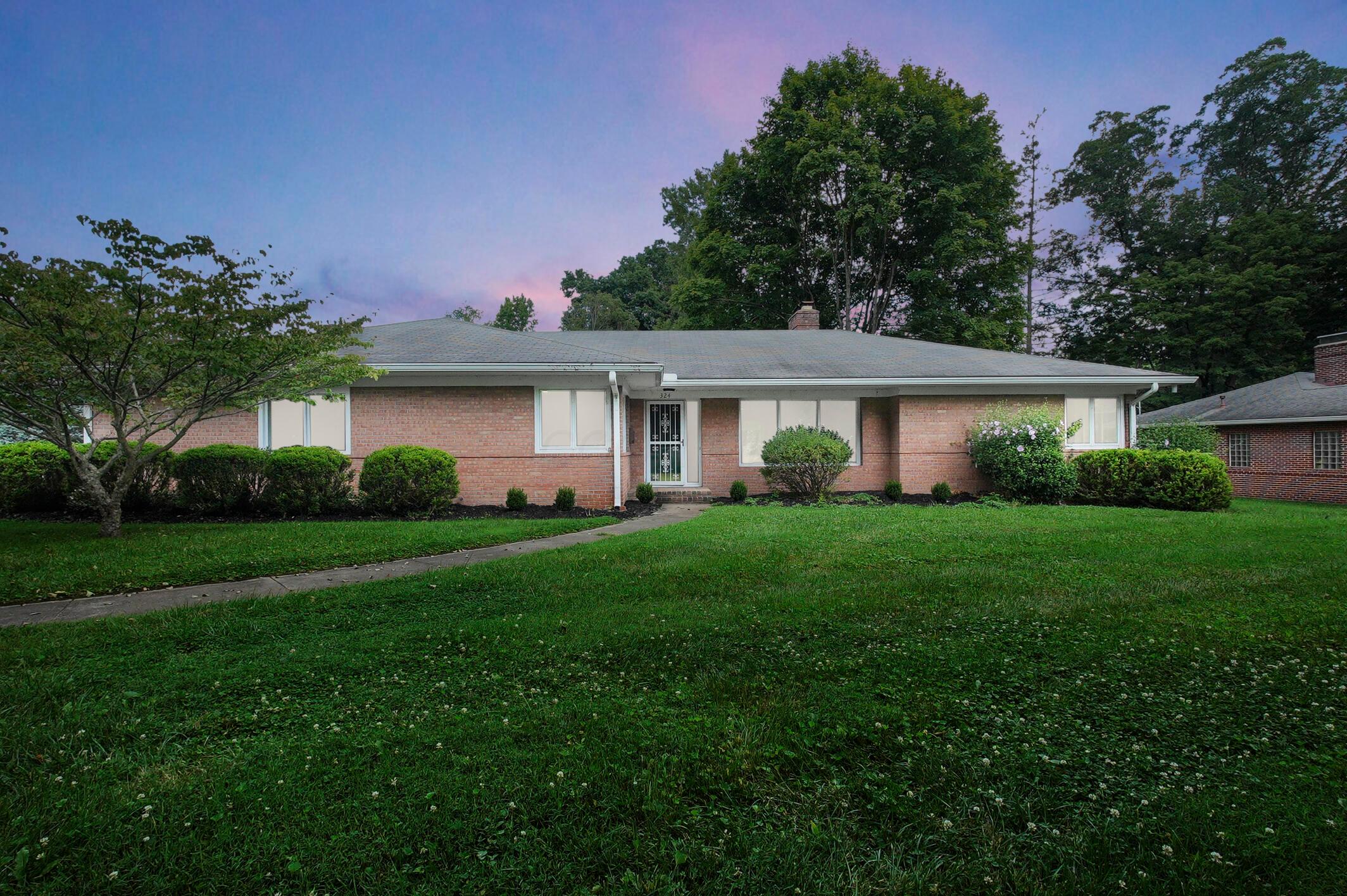 Granville, Ohio, 43023, United States, 3 Bedrooms Bedrooms, ,2 BathroomsBathrooms,Residential,For Sale,1901349