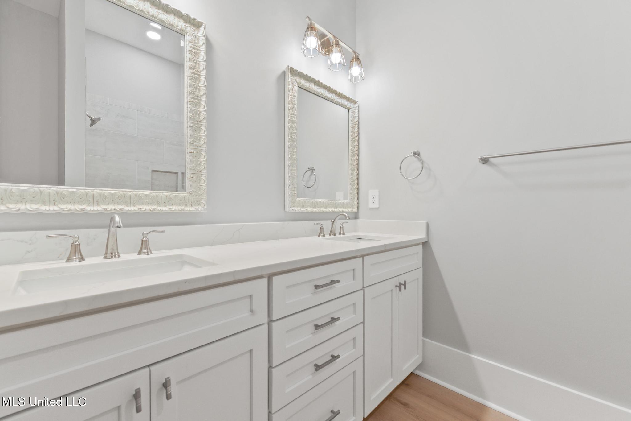 Gulfport, Mississippi, 39503, United States, 3 Bedrooms Bedrooms, ,2 BathroomsBathrooms,Residential,For Sale,1784044