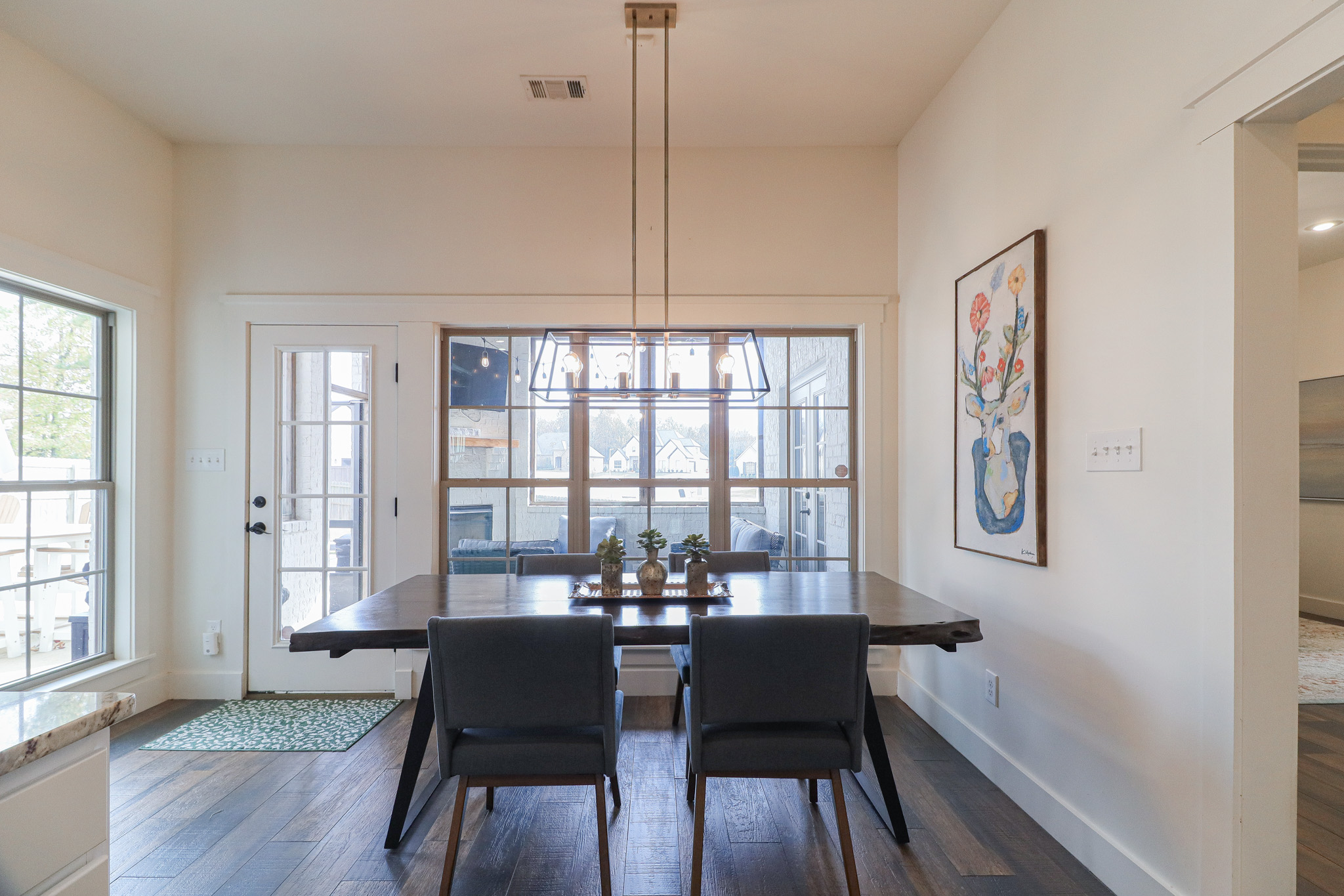 Jonesboro, Arkansas, 72404, United States, 5 Bedrooms Bedrooms, ,4 BathroomsBathrooms,Residential,For Sale,1993418