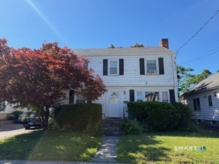 Overland Ave, Bridgeport, CT 06606