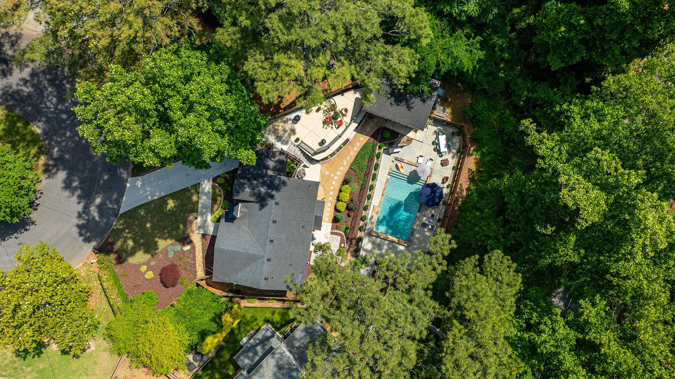  Completely Renovated Home with Pool and Guest House - 物件實景