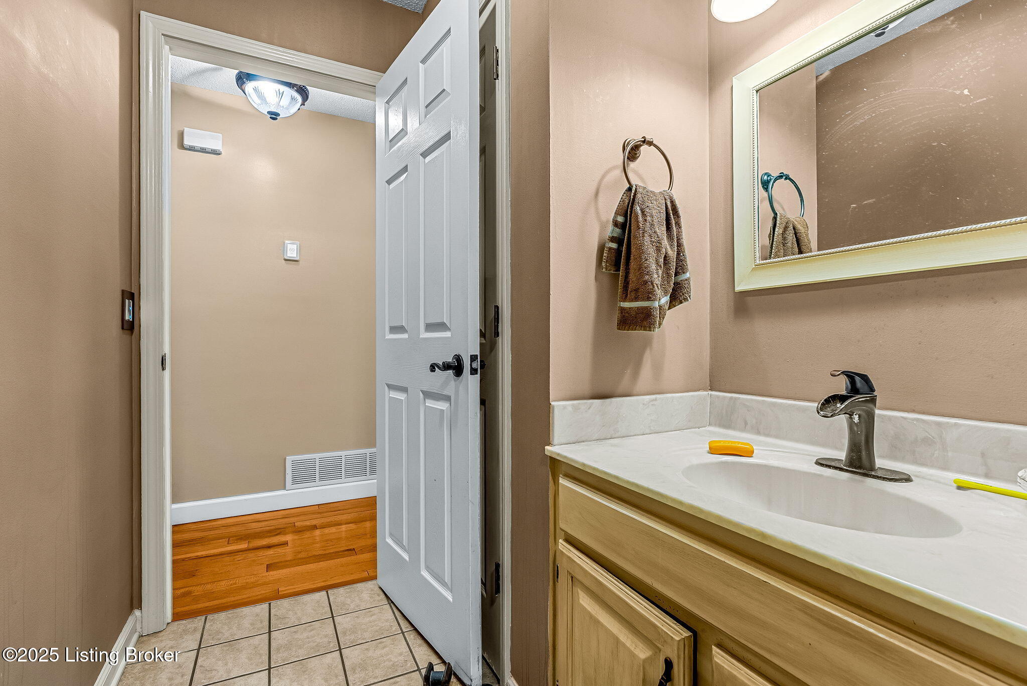 Boston, Kentucky, 40107, United States, 3 Bedrooms Bedrooms, ,2 BathroomsBathrooms,Residential,For Sale,1988918