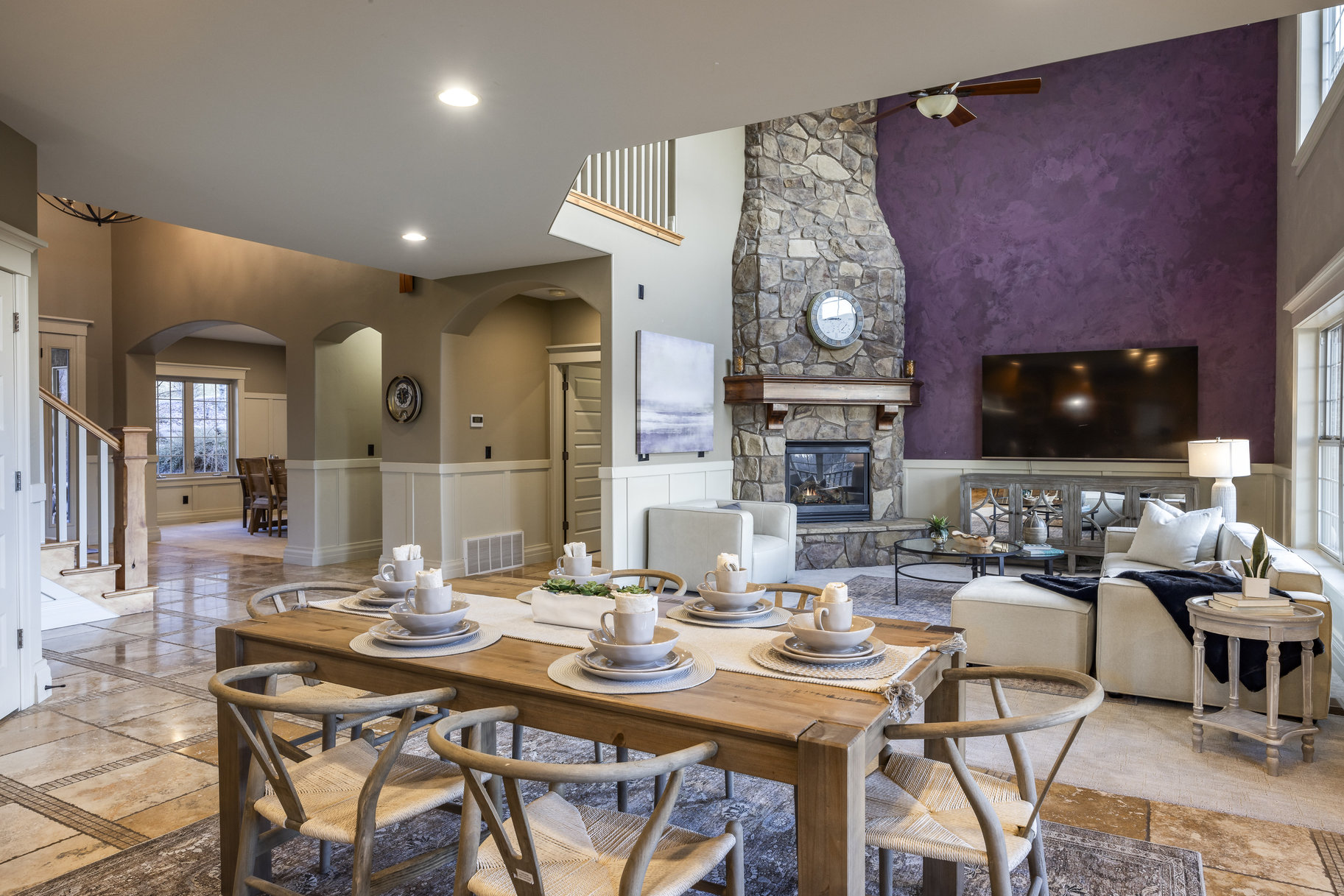  Mountain Views, Trail Access & Luxury East Bench Living - 物件實景