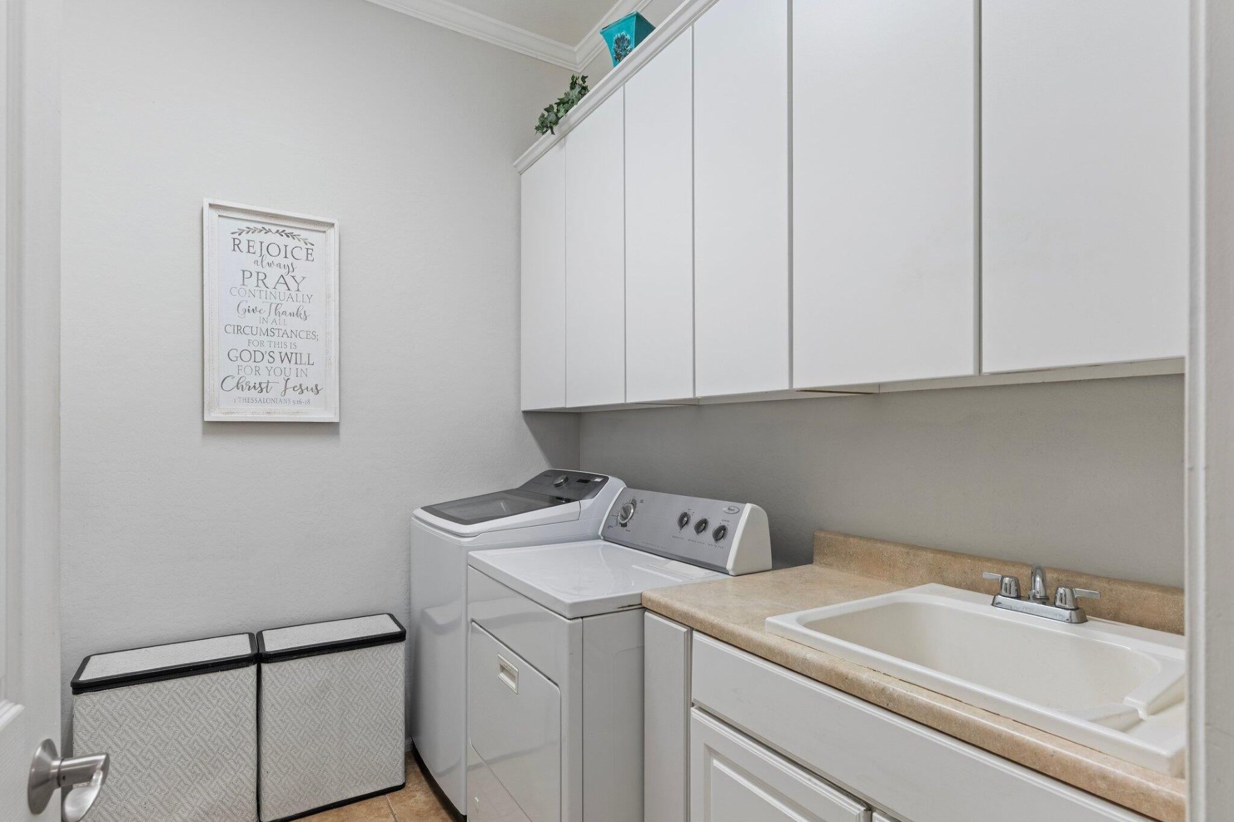  4262 E Meadowview Drive  Gilbert, AZ - 物件實景