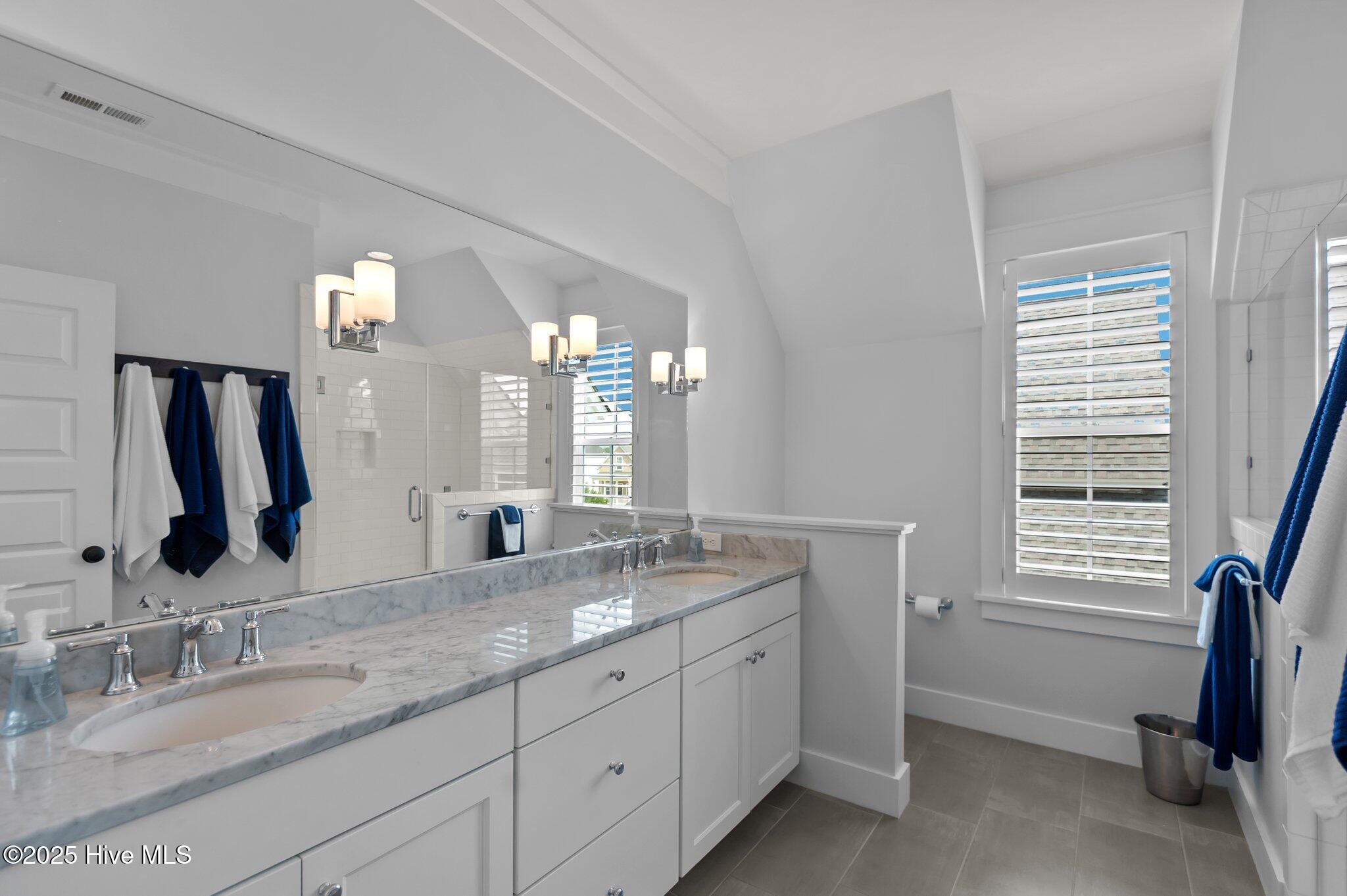 Washington, North Carolina, 27889, United States, 3 Bedrooms Bedrooms, ,3 BathroomsBathrooms,Residential,For Sale,1819850