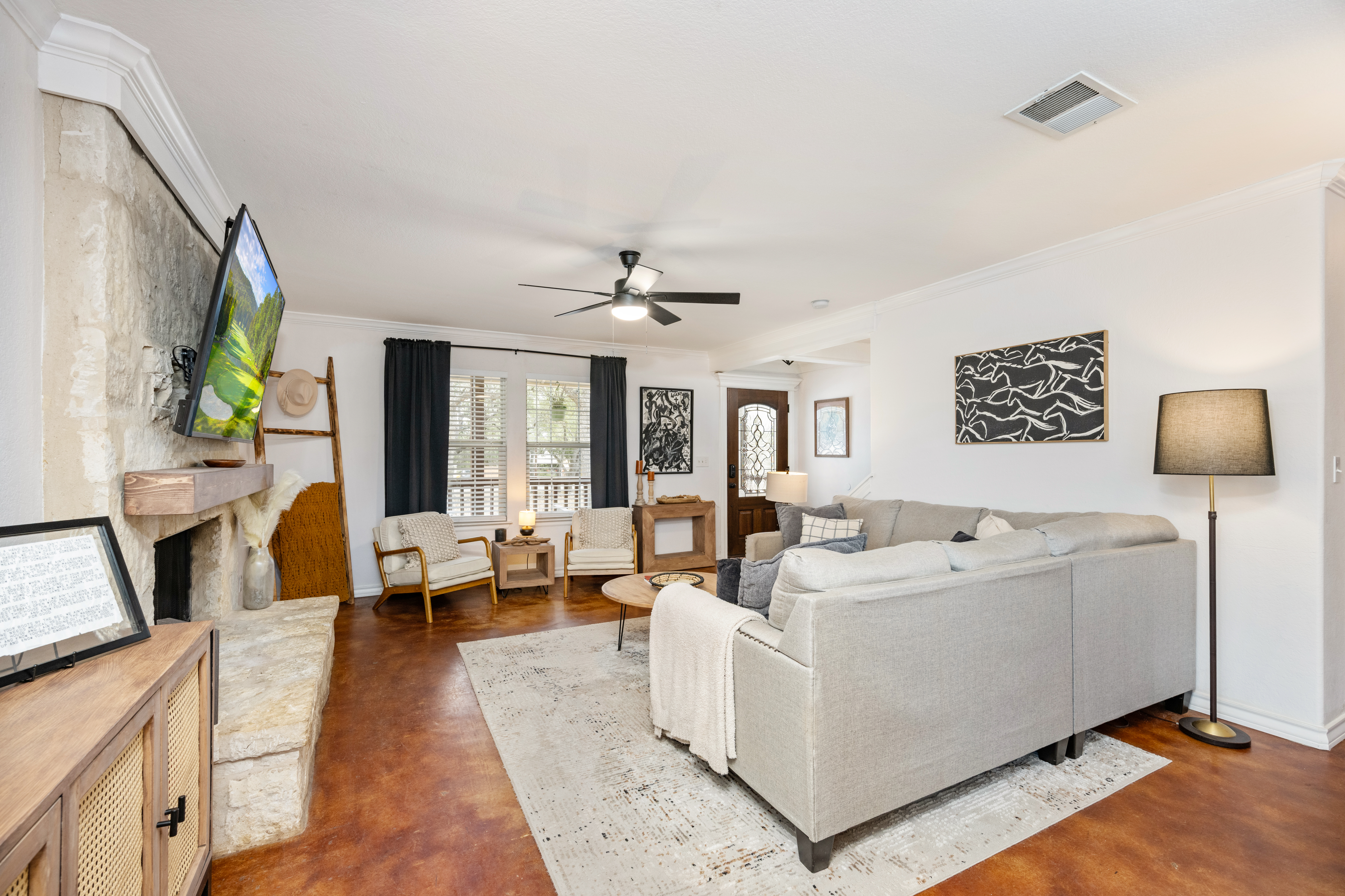  Updated Hill Country Gem with Community Parks and River Access - 物件實景