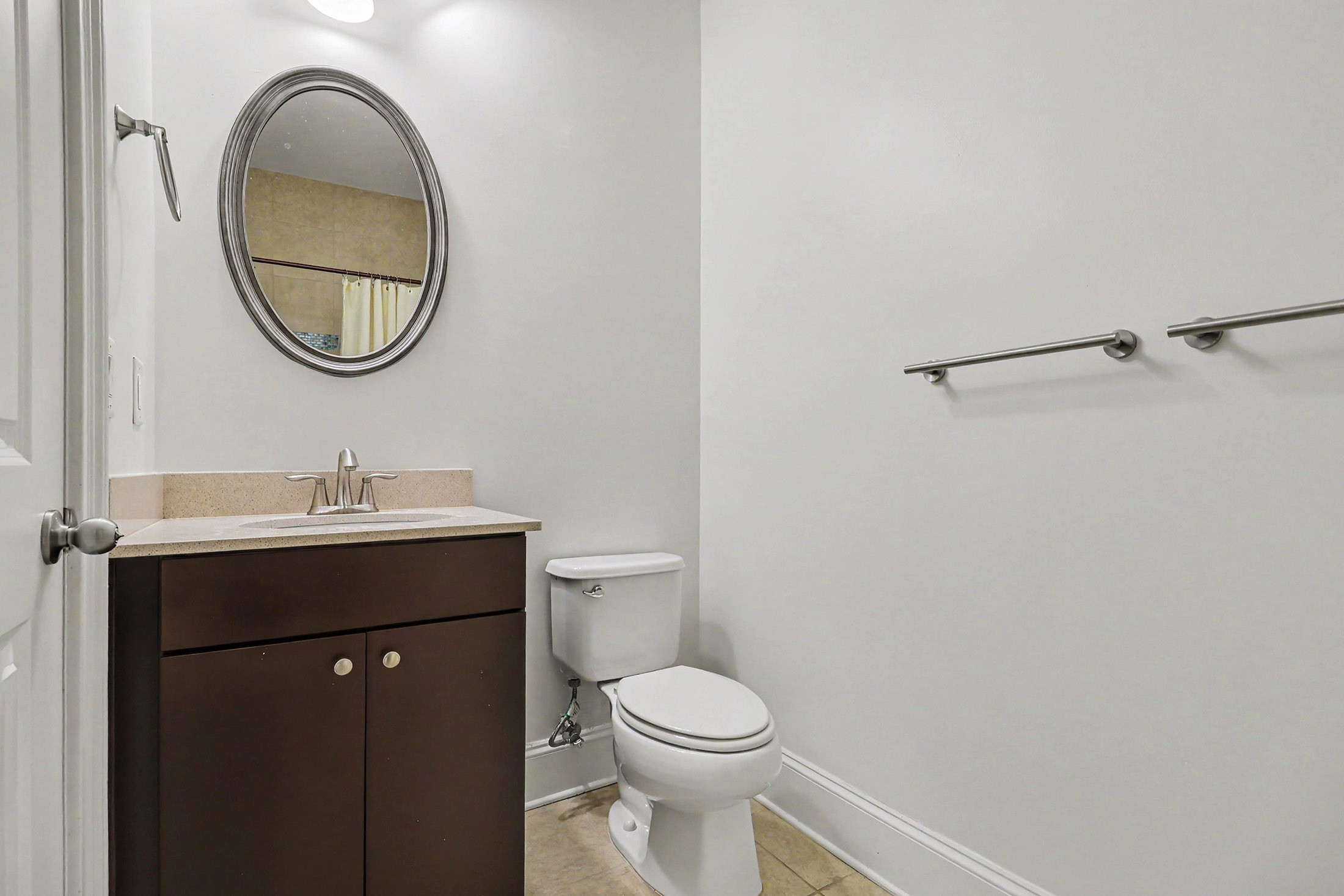 Beautiful Move-in Ready Townhome in the Gated Gramercy Community - 物件實景