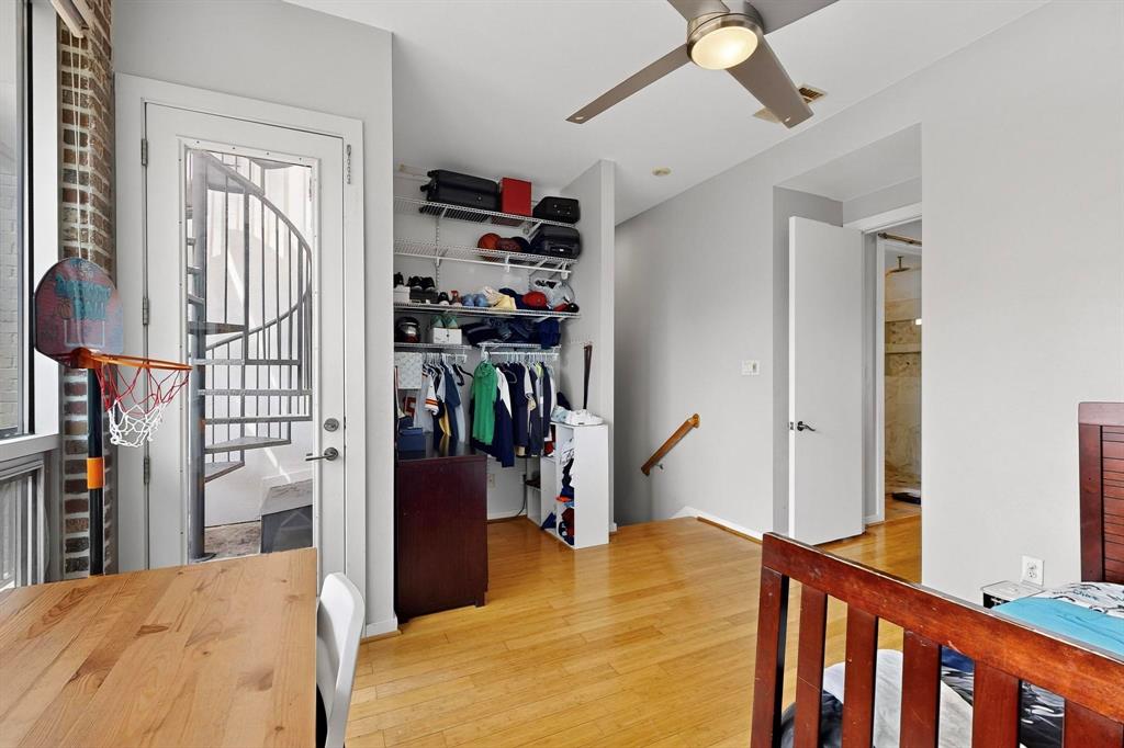 Dallas, Texas, 75204, United States, 3 Bedrooms Bedrooms, ,3 BathroomsBathrooms,Residential,For Sale,1936936