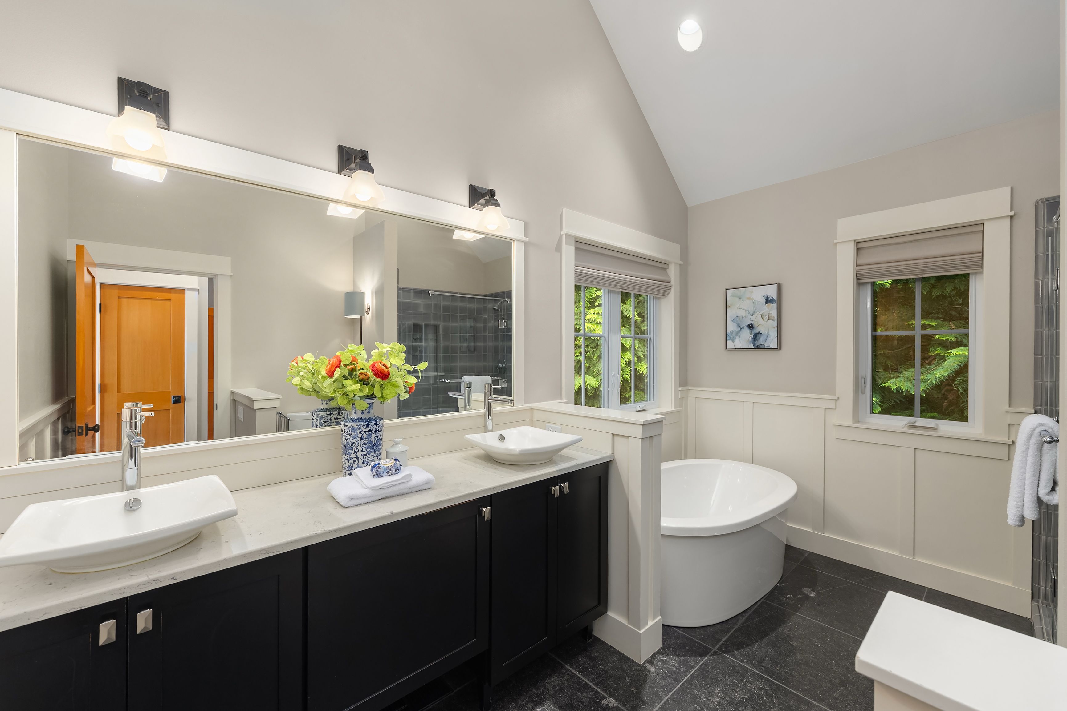  4548 Island Avenue NE, Bainbridge Island, WA 98110 - 物件實景