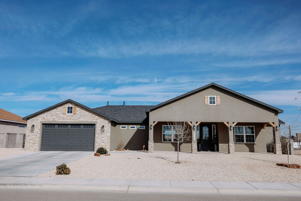 Carlsbad, New Mexico, 88220, United States, 4 Bedrooms Bedrooms, ,3 BathroomsBathrooms,Residential,For Sale,2012114