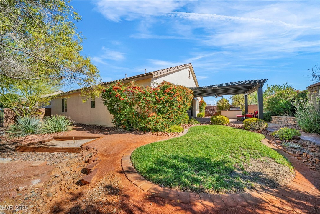 Las Vegas, Nevada, 89166, United States, 3 Bedrooms Bedrooms, ,2 BathroomsBathrooms,Residential,For Sale,1989414