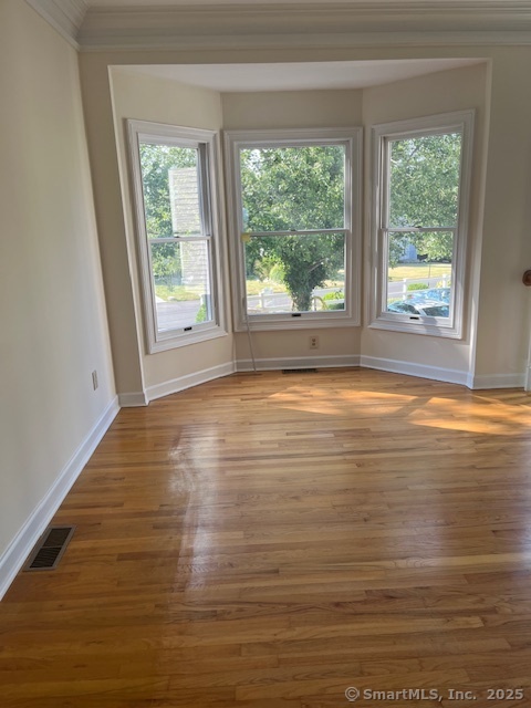 Bridgeport, Connecticut, 06605, United States, 2 Bedrooms Bedrooms, ,3 BathroomsBathrooms,Residential,For Sale,1903371