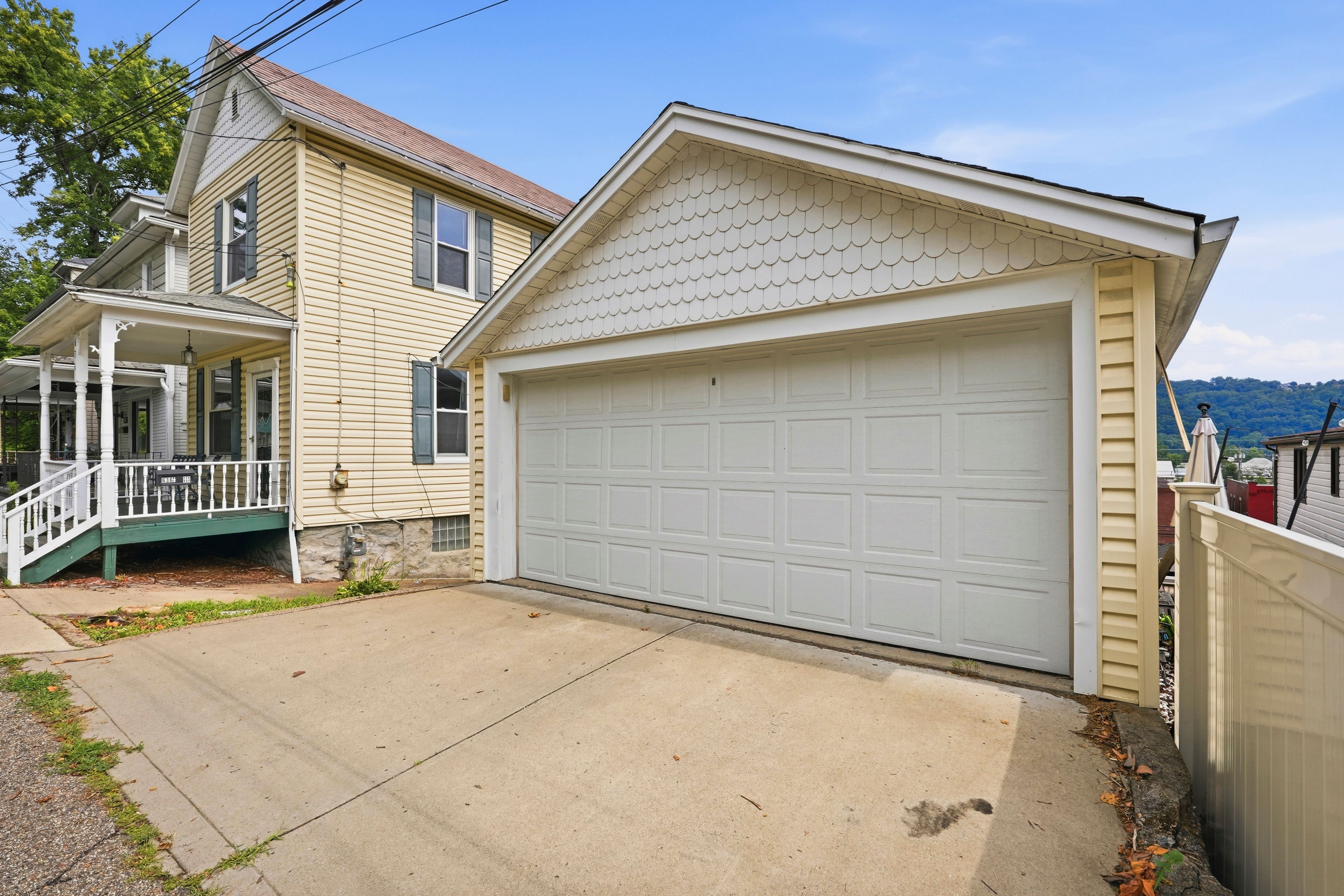  636 1/2 Fifth Avenue, Coraopolis, PA 15108 - 物件實景