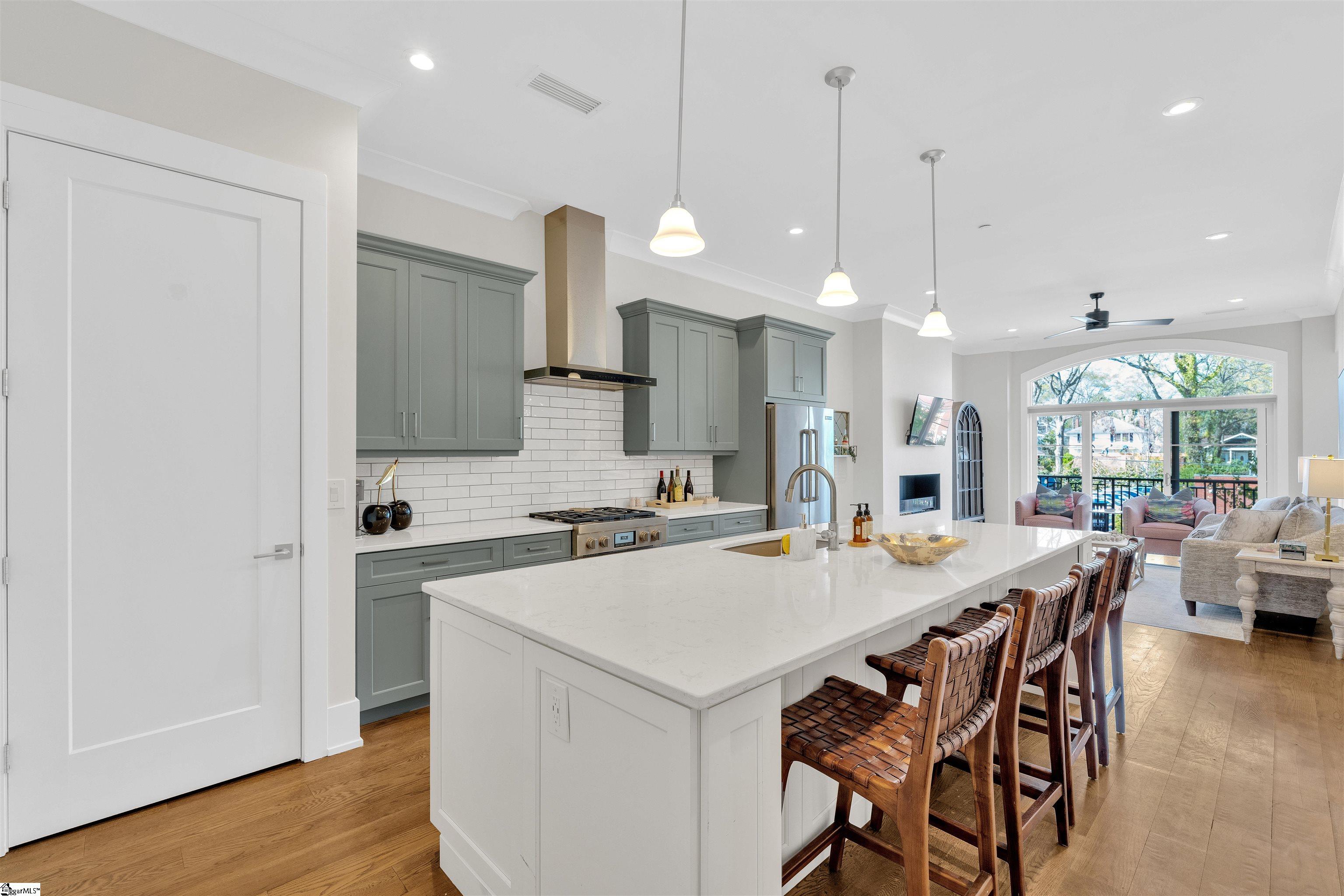 Greenville, South Carolina, 29601, United States, 1 Bedroom Bedrooms, ,2 BathroomsBathrooms,Residential,For Sale,1752765