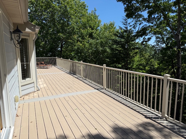 Crossville, Tennessee, 38558, United States, 3 Bedrooms Bedrooms, ,2 BathroomsBathrooms,Residential,For Sale,1979949