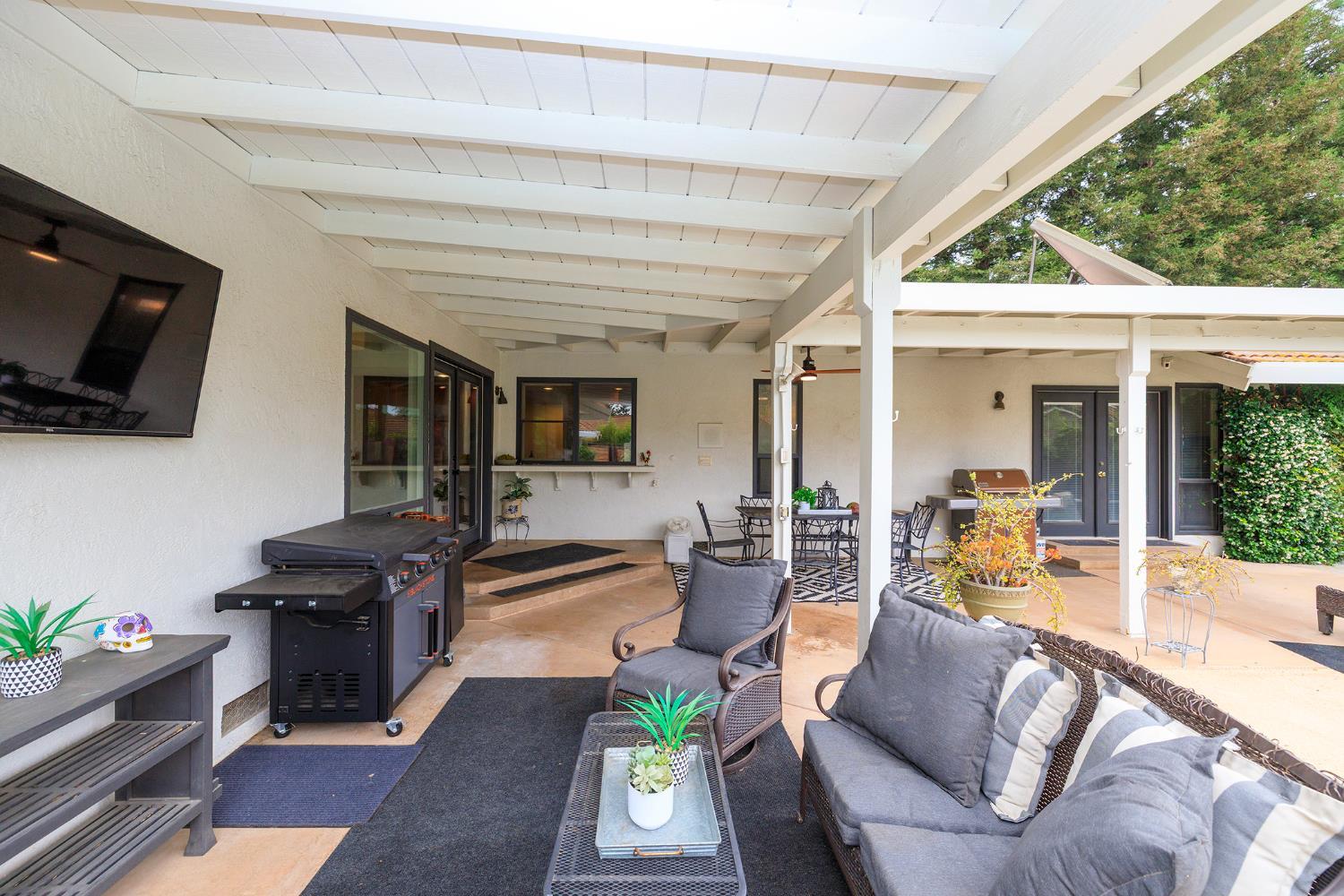 Turlock, California, 95382, United States, 4 Bedrooms Bedrooms, ,3 BathroomsBathrooms,Residential,For Sale,2049406