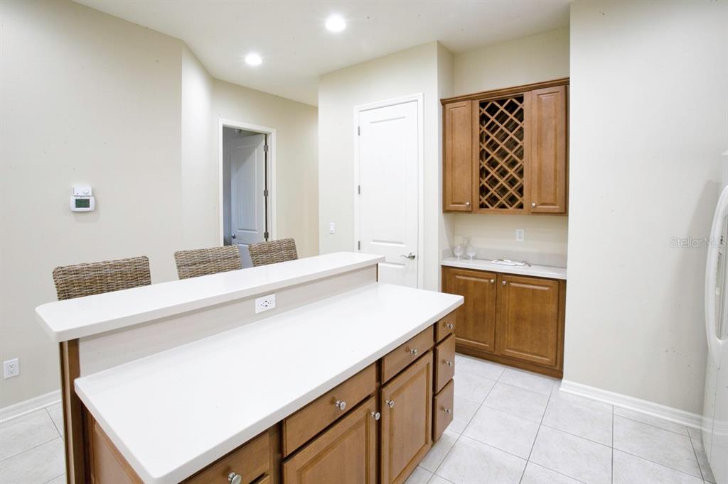 Bradenton, Florida, 34209, United States, 3 Bedrooms Bedrooms, ,2 BathroomsBathrooms,Residential,For Sale,1960540