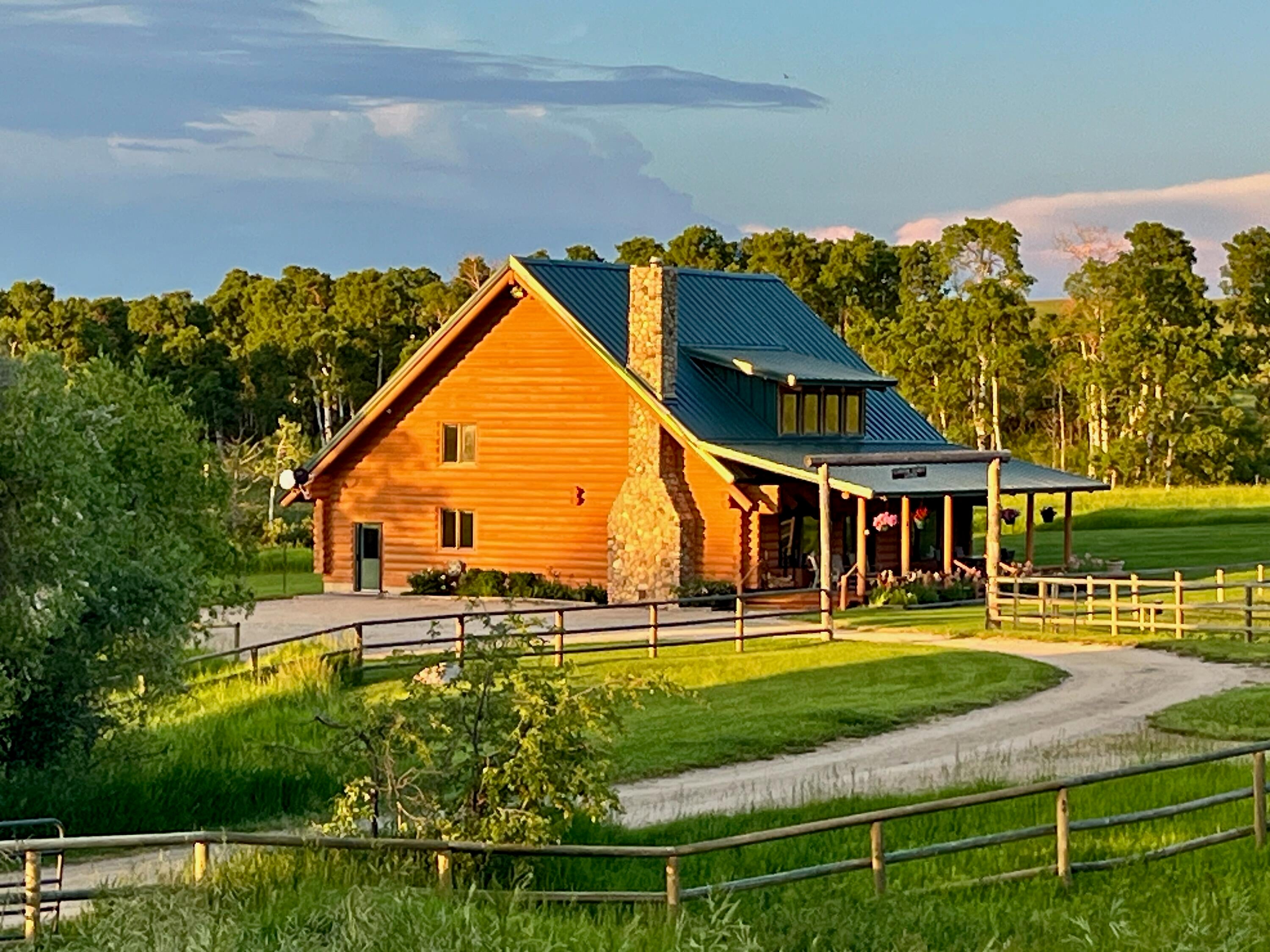 Big Horn, Wyoming, 82833, United States, 3 Bedrooms Bedrooms, ,4 BathroomsBathrooms,Residential,For Sale,2011301