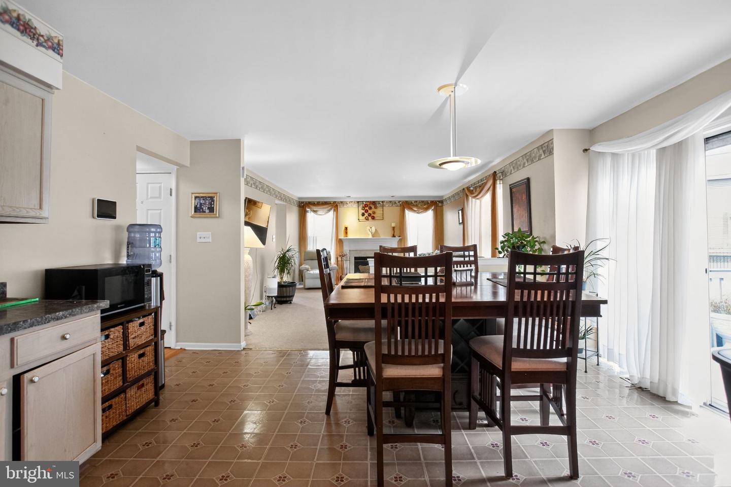 Burlington, New Jersey, 08016, United States, 4 Bedrooms Bedrooms, ,3 BathroomsBathrooms,Residential,For Sale,1988939