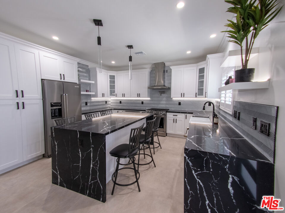 Duarte, California, 91010, United States, 6 Bedrooms Bedrooms, ,3 BathroomsBathrooms,Residential,For Sale,1836068