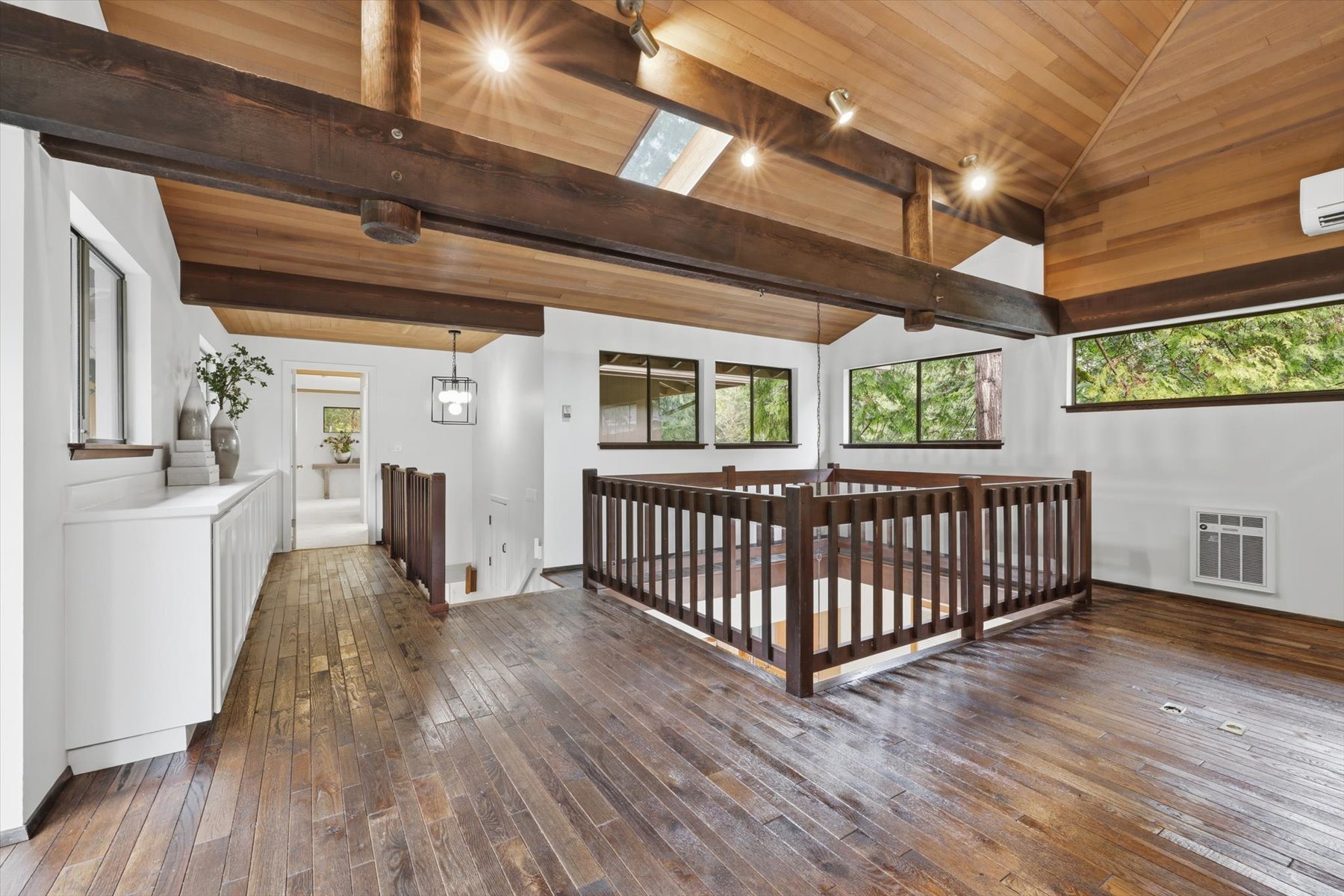  3531 NE 166th St, Lake Forest Park, WA 98155 - 物件實景