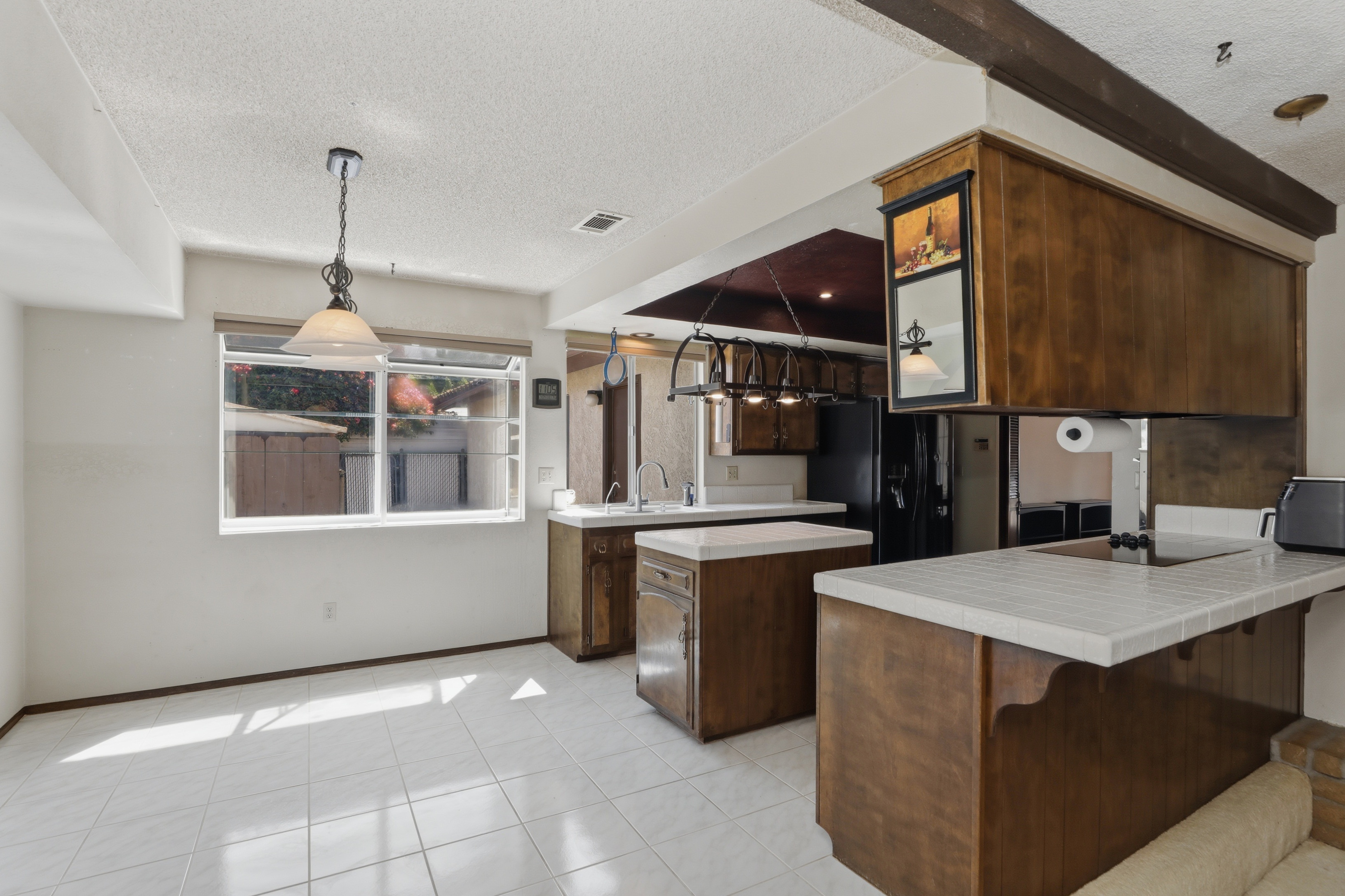  17652 Calle Del Corral, Riverside, CA 92504 - 物件實景