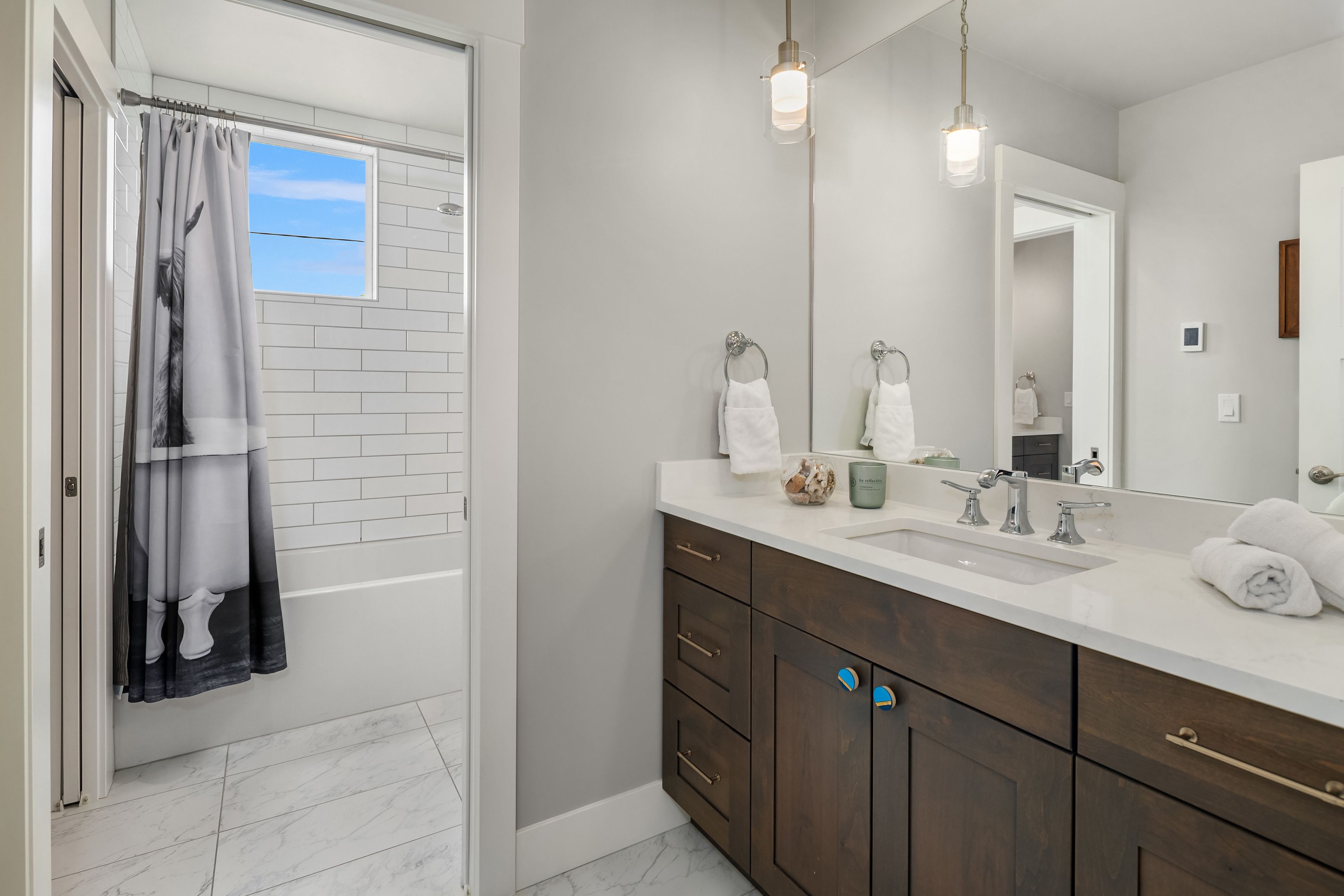  609 1st Street, Kirkland, WA 98033 - 物件實景