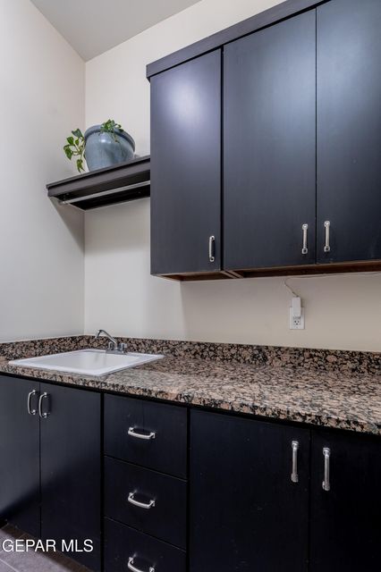 El Paso, Texas, 79912, United States, 4 Bedrooms Bedrooms, ,3 BathroomsBathrooms,Residential,For Sale,1997746